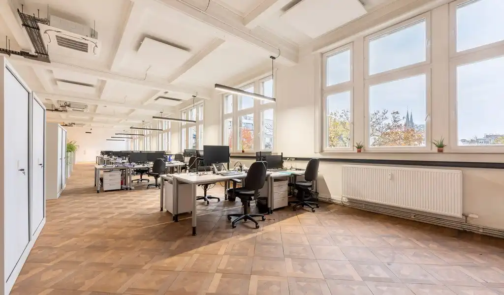 Prestigieuze kantoren te huur aan Frankrijklei in Antwerpen foto 12