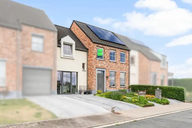 Recente woning te koop, unieke opportuniteit foto 2