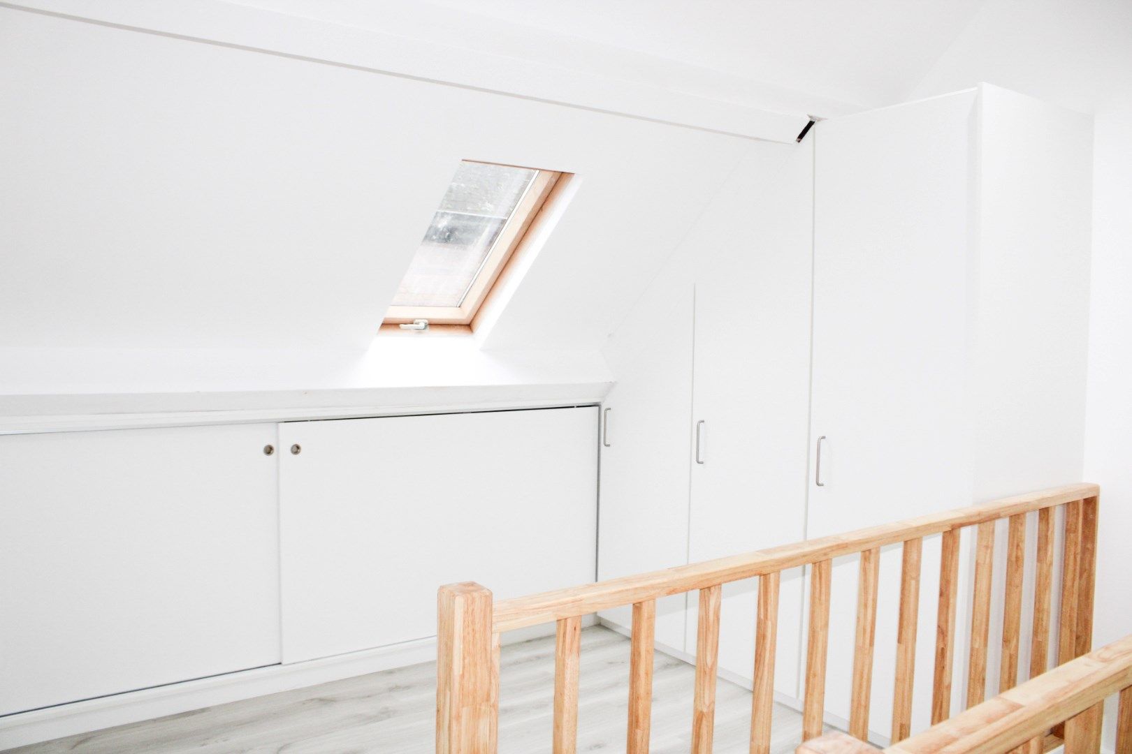 Instapklare woning in het hart van Sint-Niklaas met 5 slaapkamers en inpandige garage foto 20