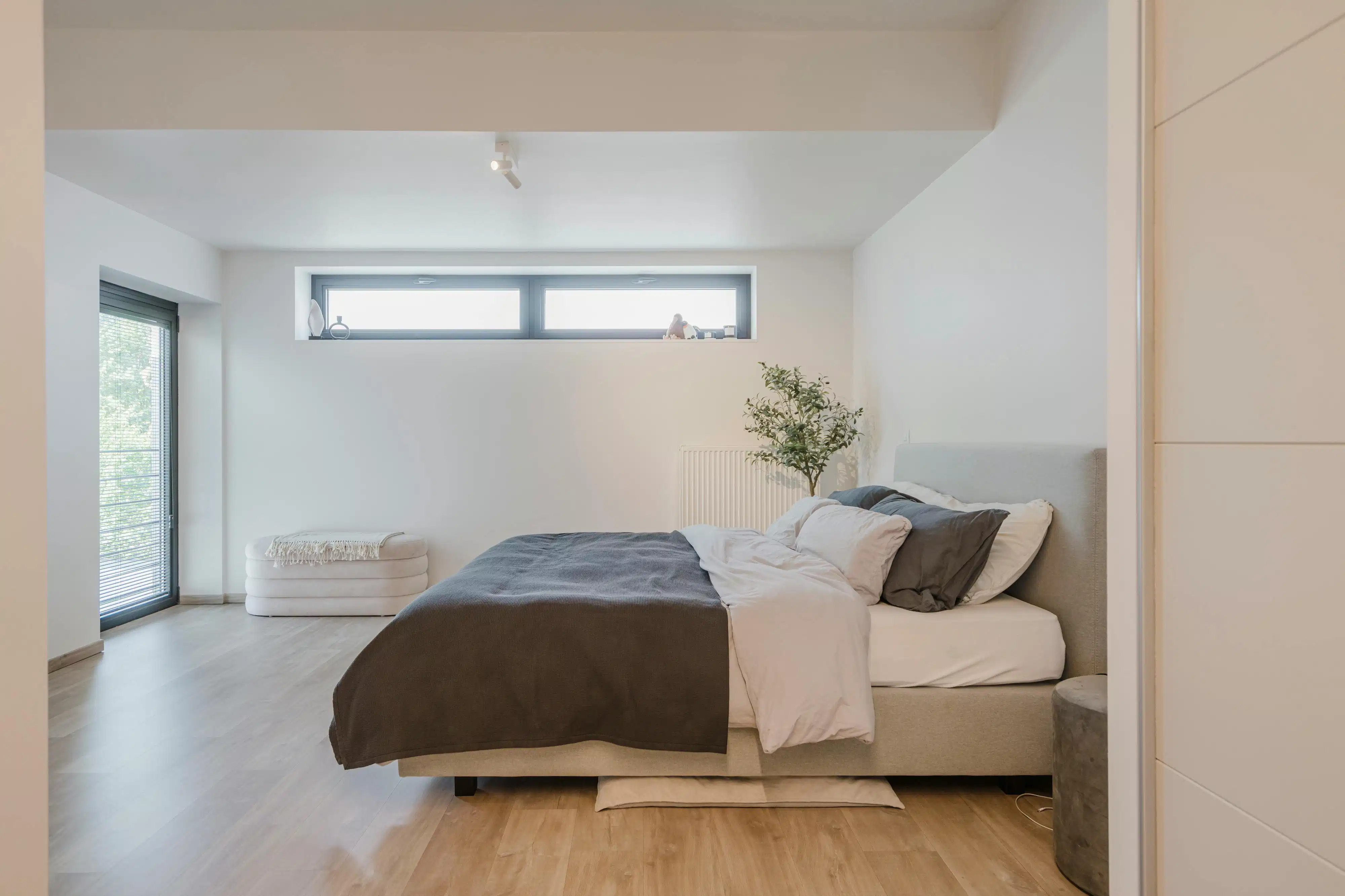 Architecturale woning met uniek loftgevoel in Kortrijk foto 13