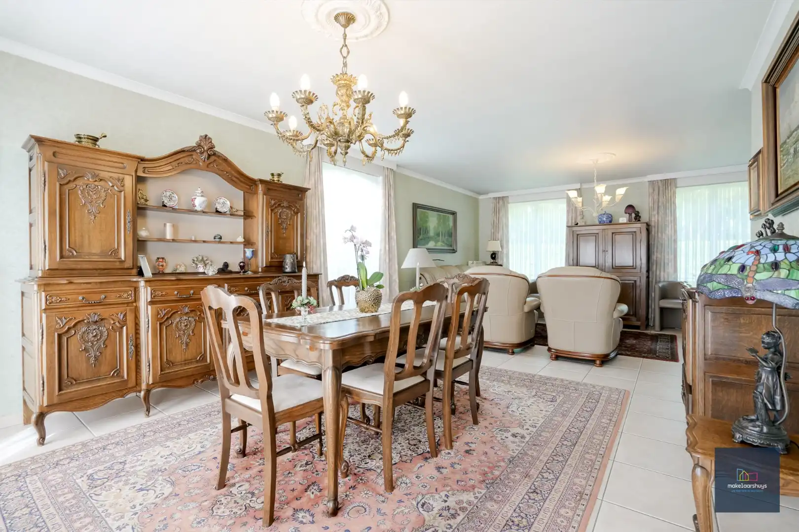Charmante villa in Franse stijl nabij het centrum van Wondelgem foto 6
