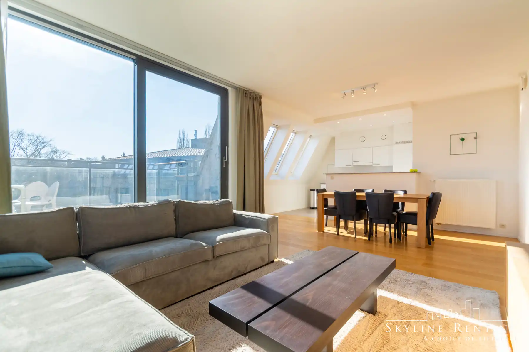 Mooi gemeubileerd penthouse - 2k + terras (Ter Kamerenbos)  foto 3