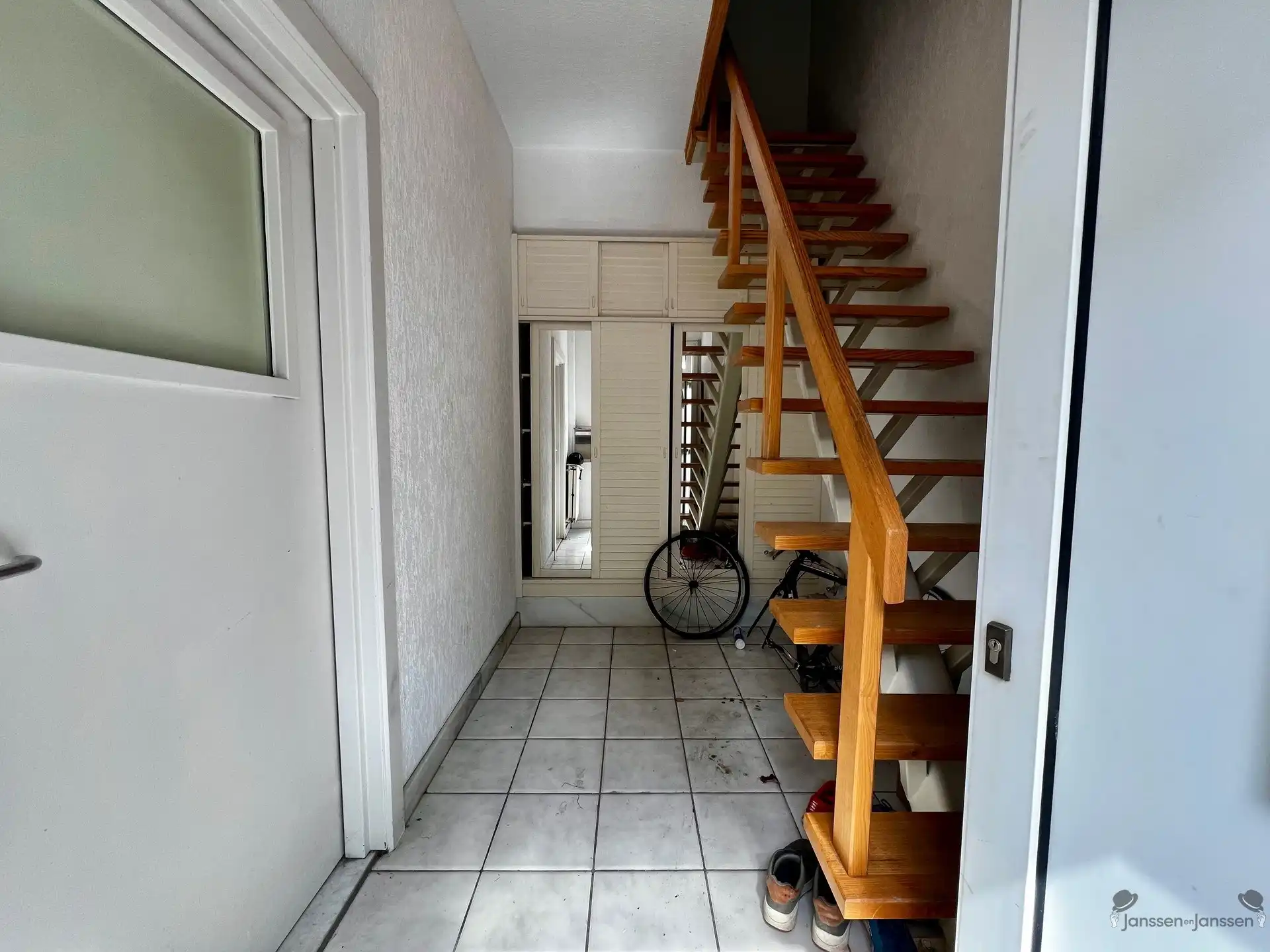 Woning met polyvalent atelier/handelsruimte foto 14
