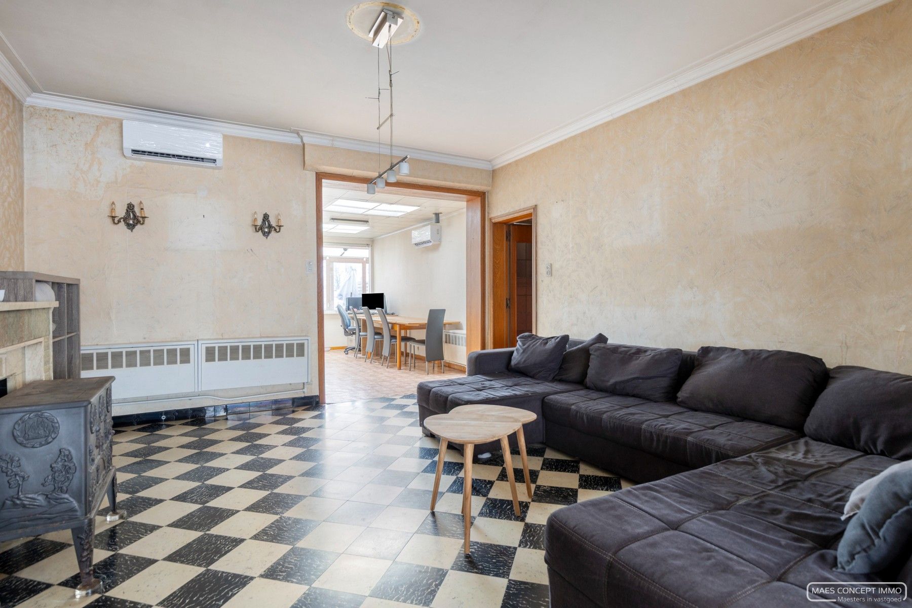 Af te werken te koop woning in het centrum van Ingooigem foto 4