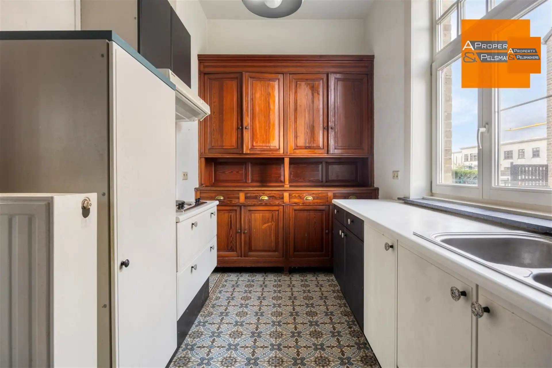 Ruim herenhuis met behoud van veel authentieke elementen  foto 15