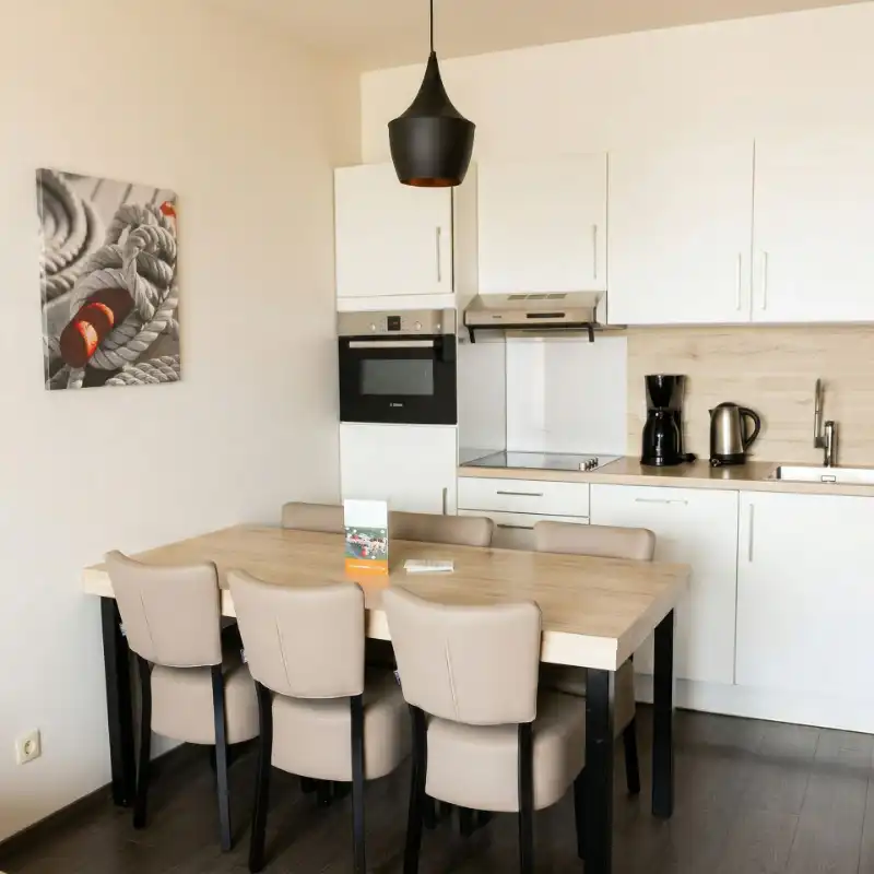 Familiesuite-appartement ( 2v + 3k ) te koop in Zeebrugge foto 2