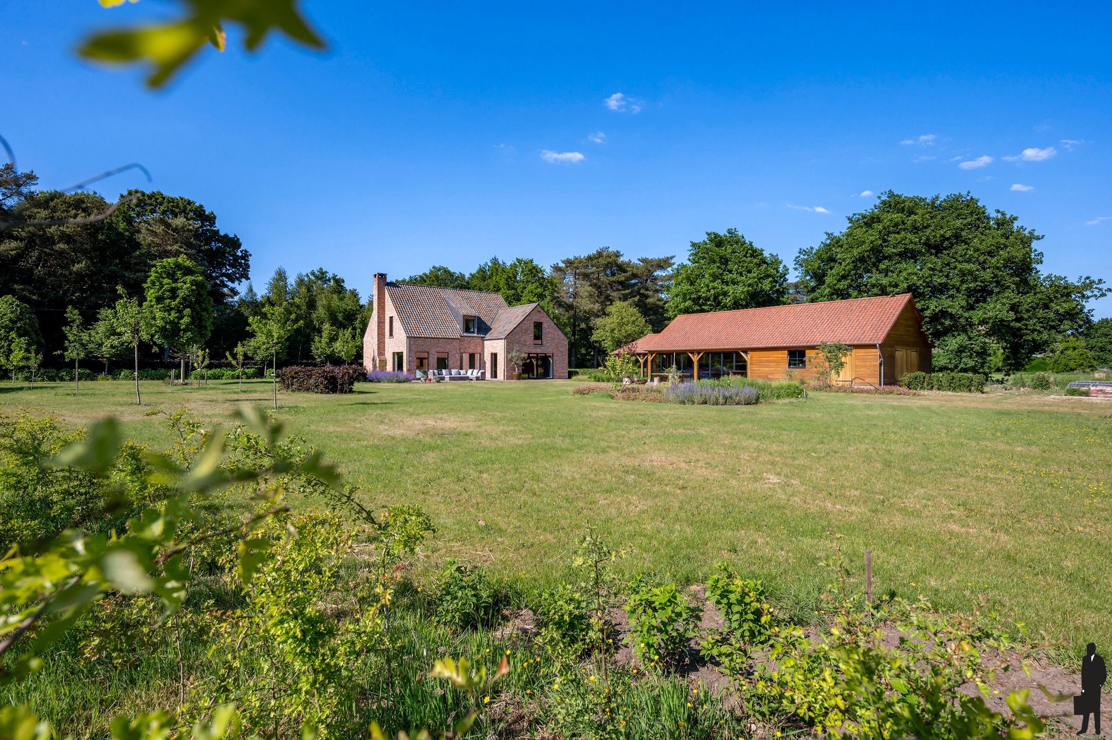 Charmante, volledig gerenoveerde villa  foto 42