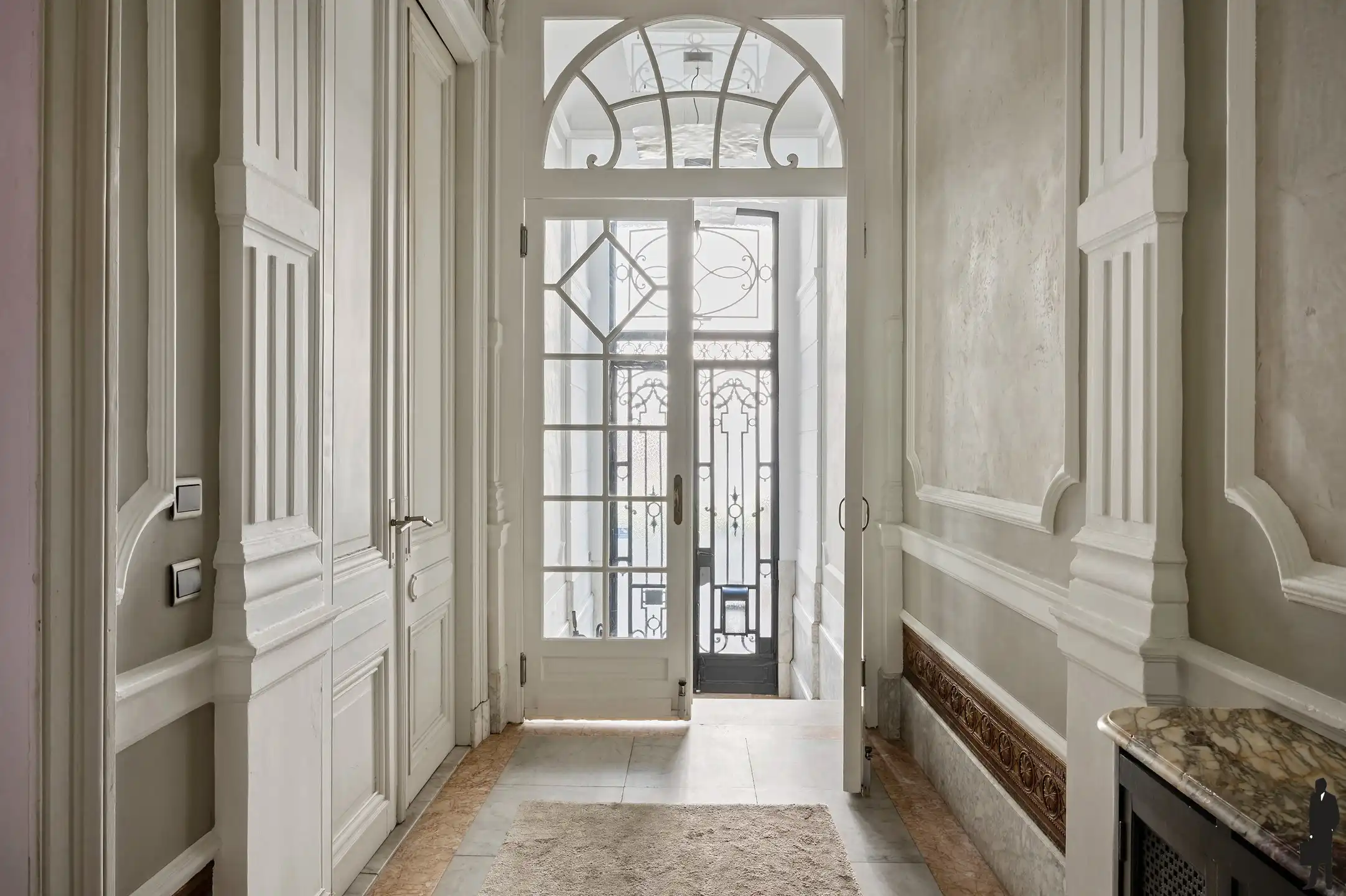 Statige meesterwoning met grandeur, 6 slaapkamers en zonnige tuin&nbsp; foto 4