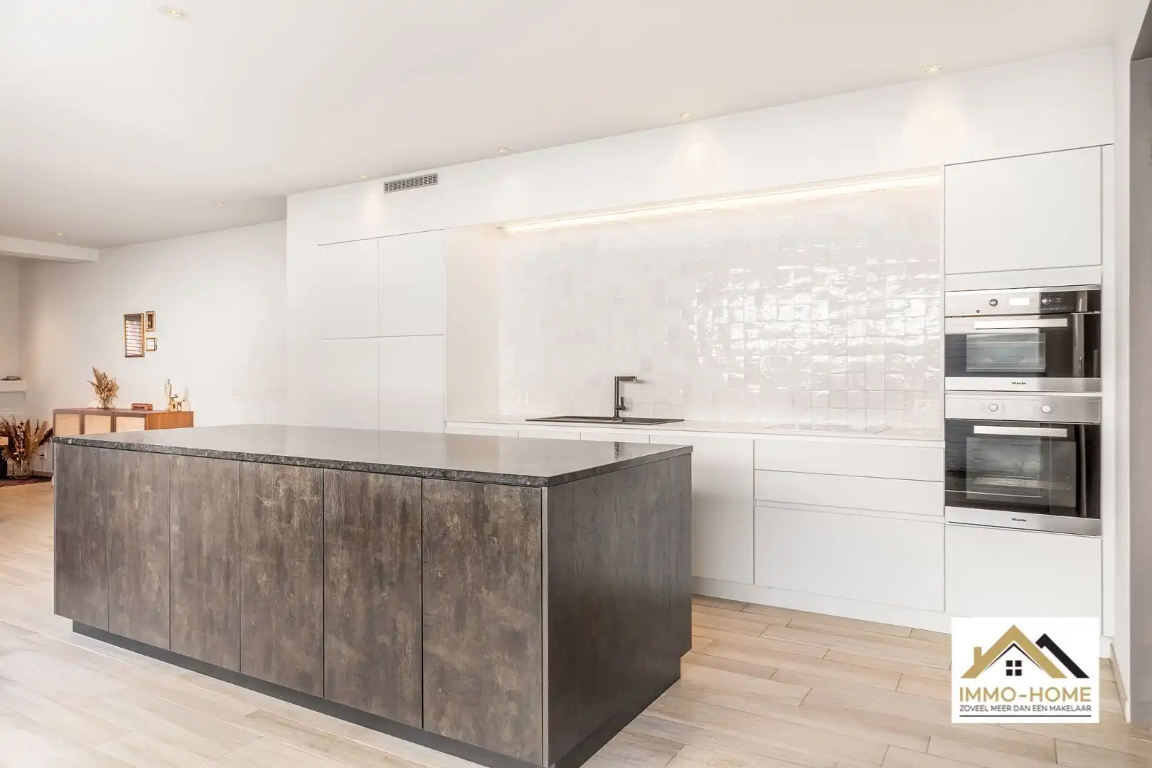 Ruim drie slaapkamers gelijkvloersappartement / bungalow foto 4