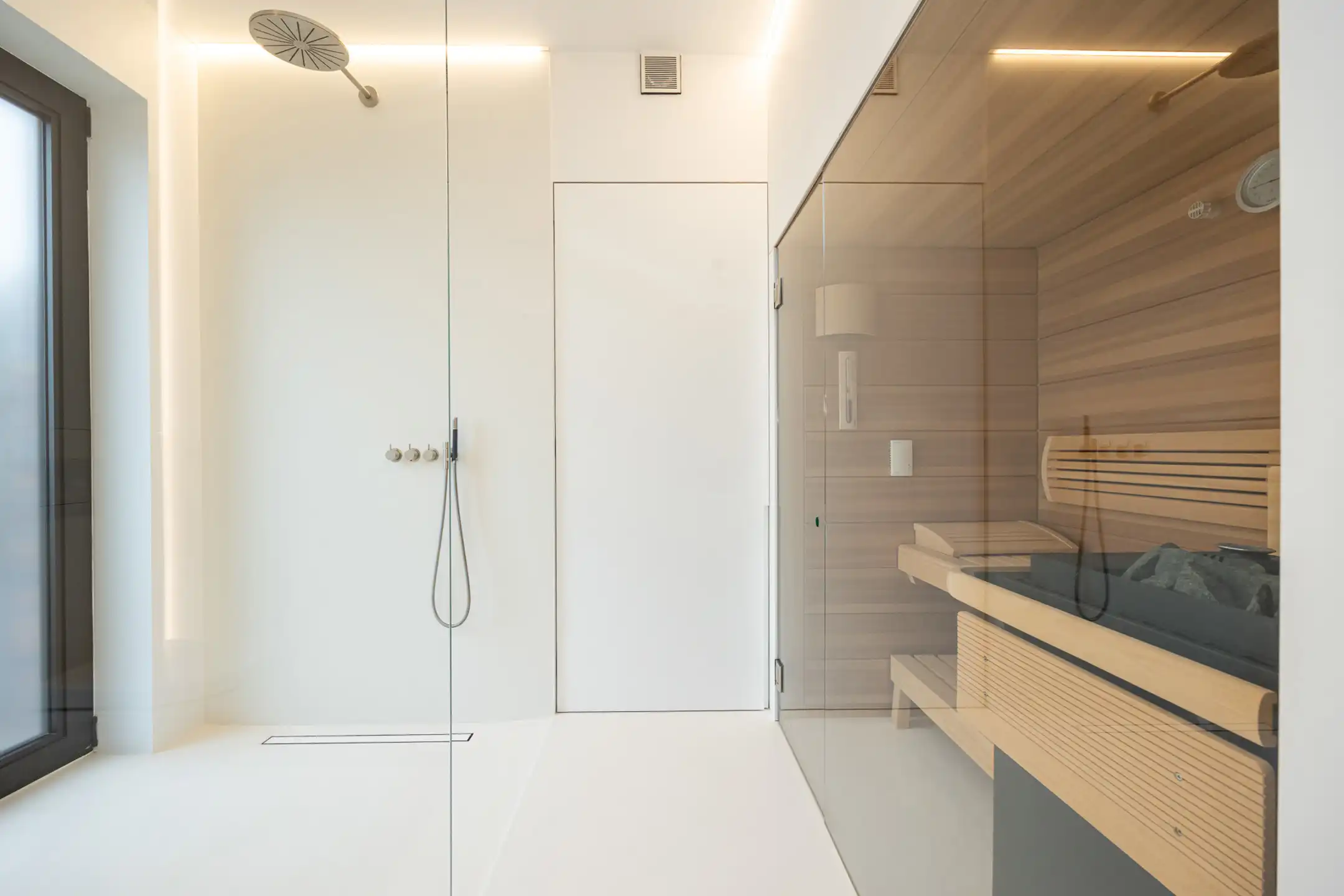 OOSTENDE - Uitzonderlijke penthouse met zicht op zee foto 9