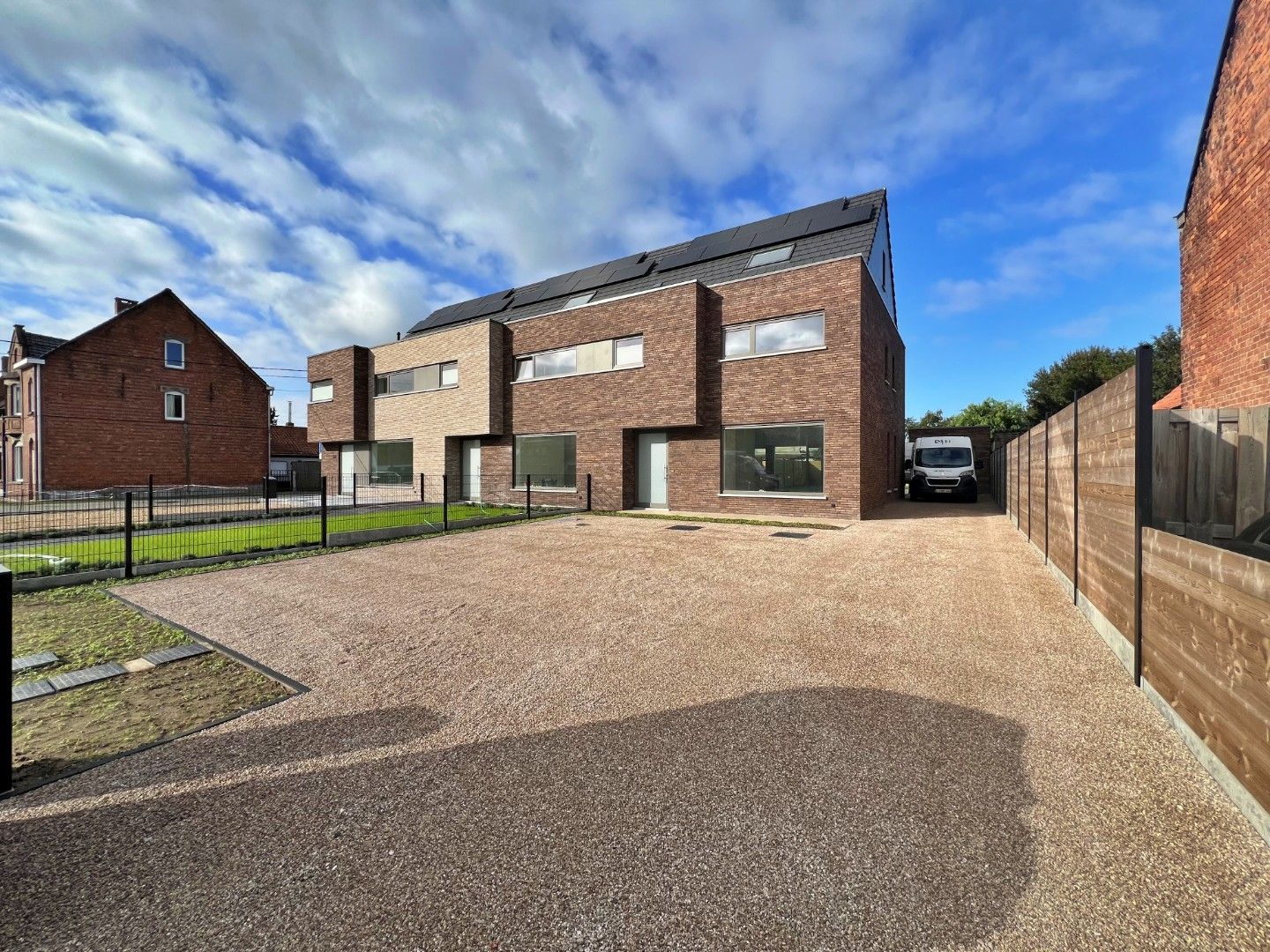 Nieuwbouw • Halfopen • Ruime woning • 4 slaapkamers • Tuin • Energiezuinig foto 19