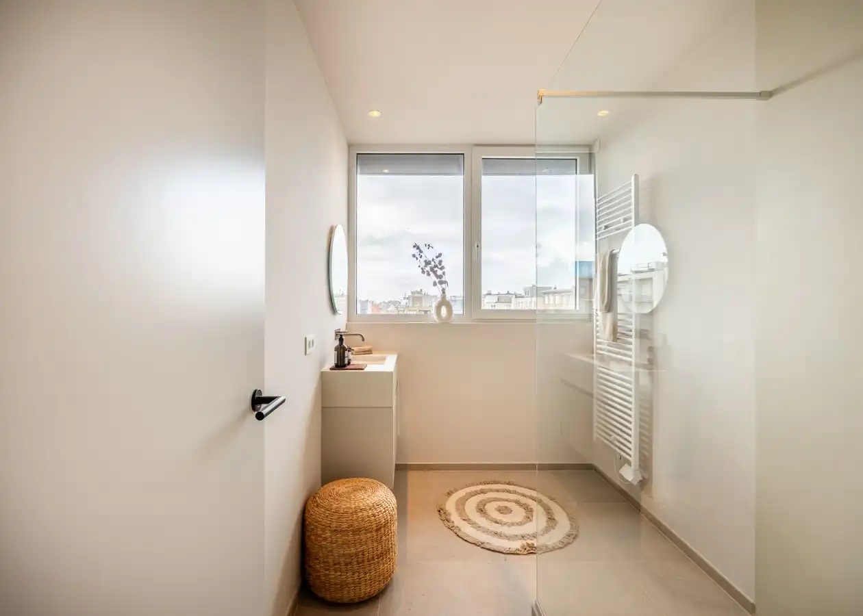 PRACHTIGE NIEUWBOUWPENTHOUSE OP 50m VAN HET STRAND foto 21