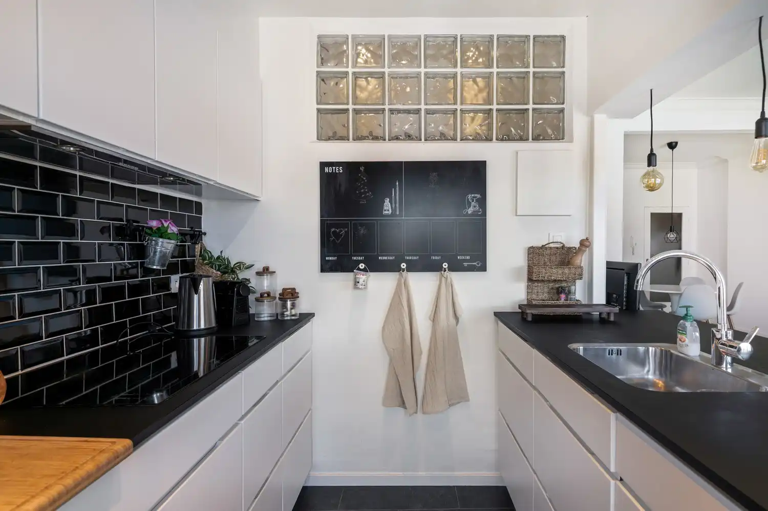 Instapklaar 2-slaapkamerappartement op centrale en rustige ligging foto 9