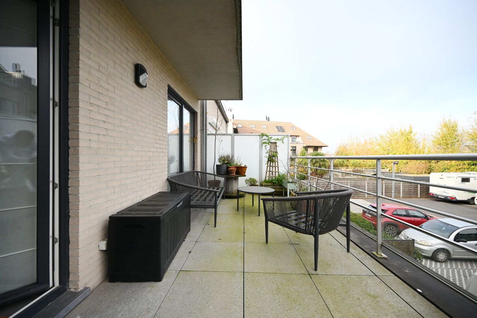 Goed gelegen appartement met 2 slaapkamers foto 9