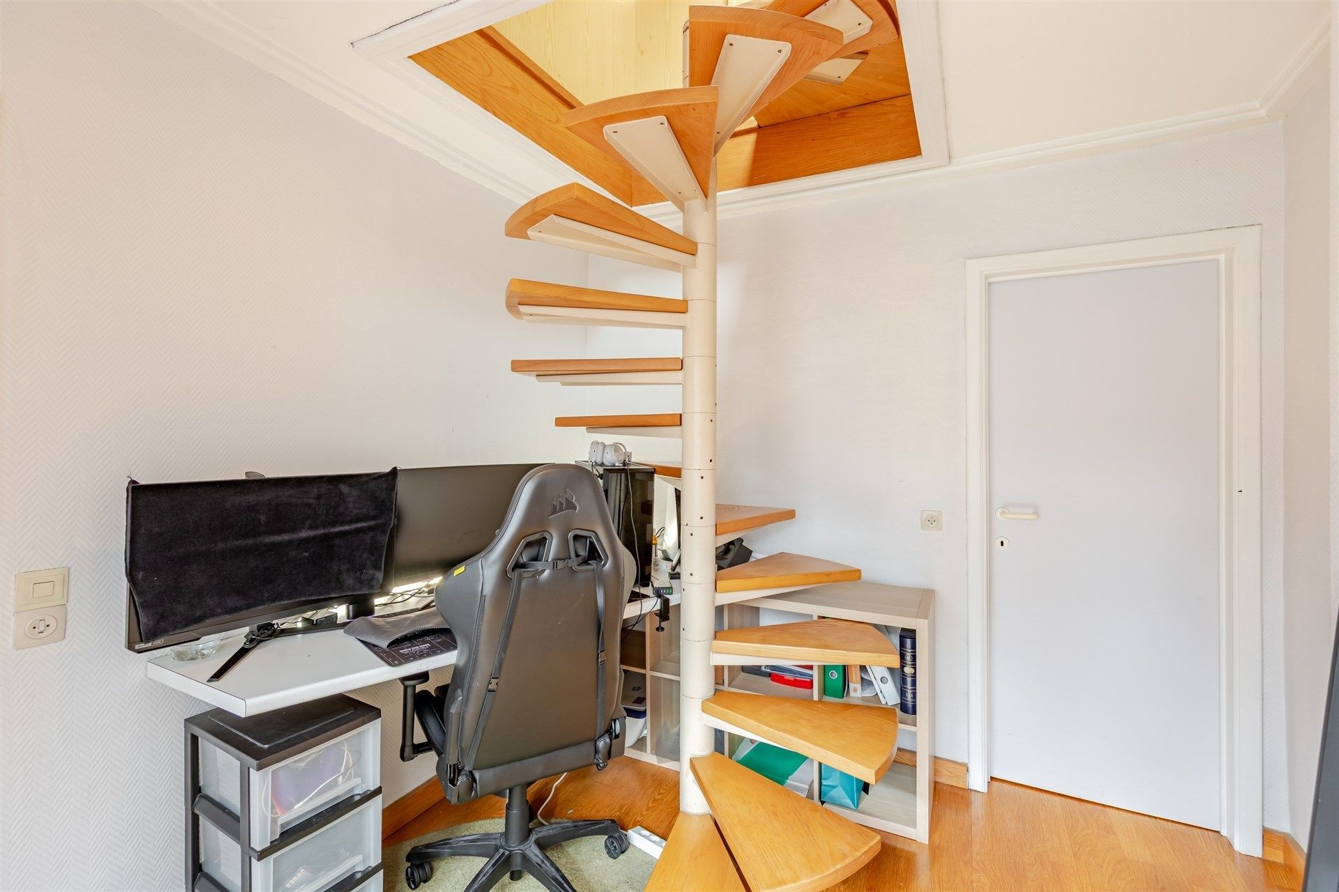 Instapklare woning op wandelafstand van het centrum van Aalst foto 13