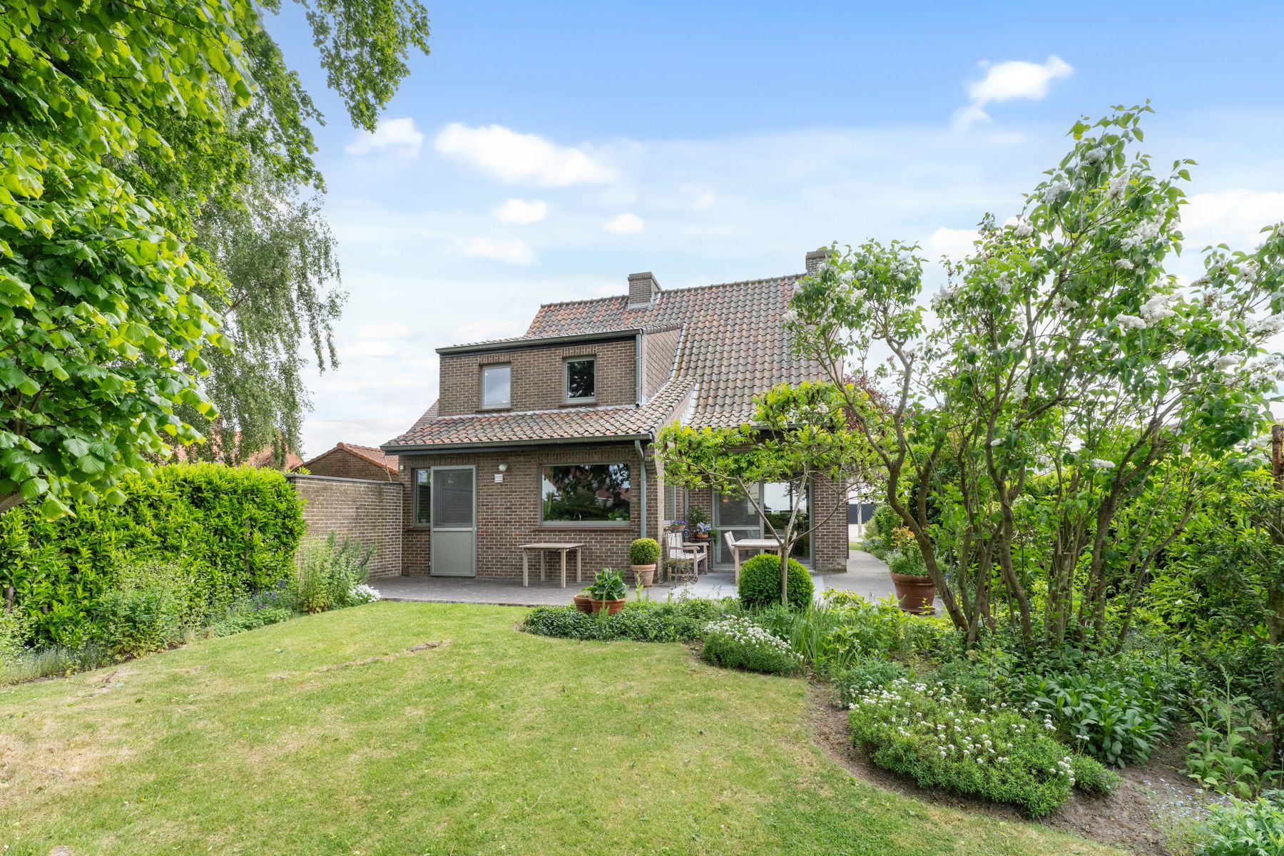 Charmante en rustig gelegen woning op 583 m² foto 25
