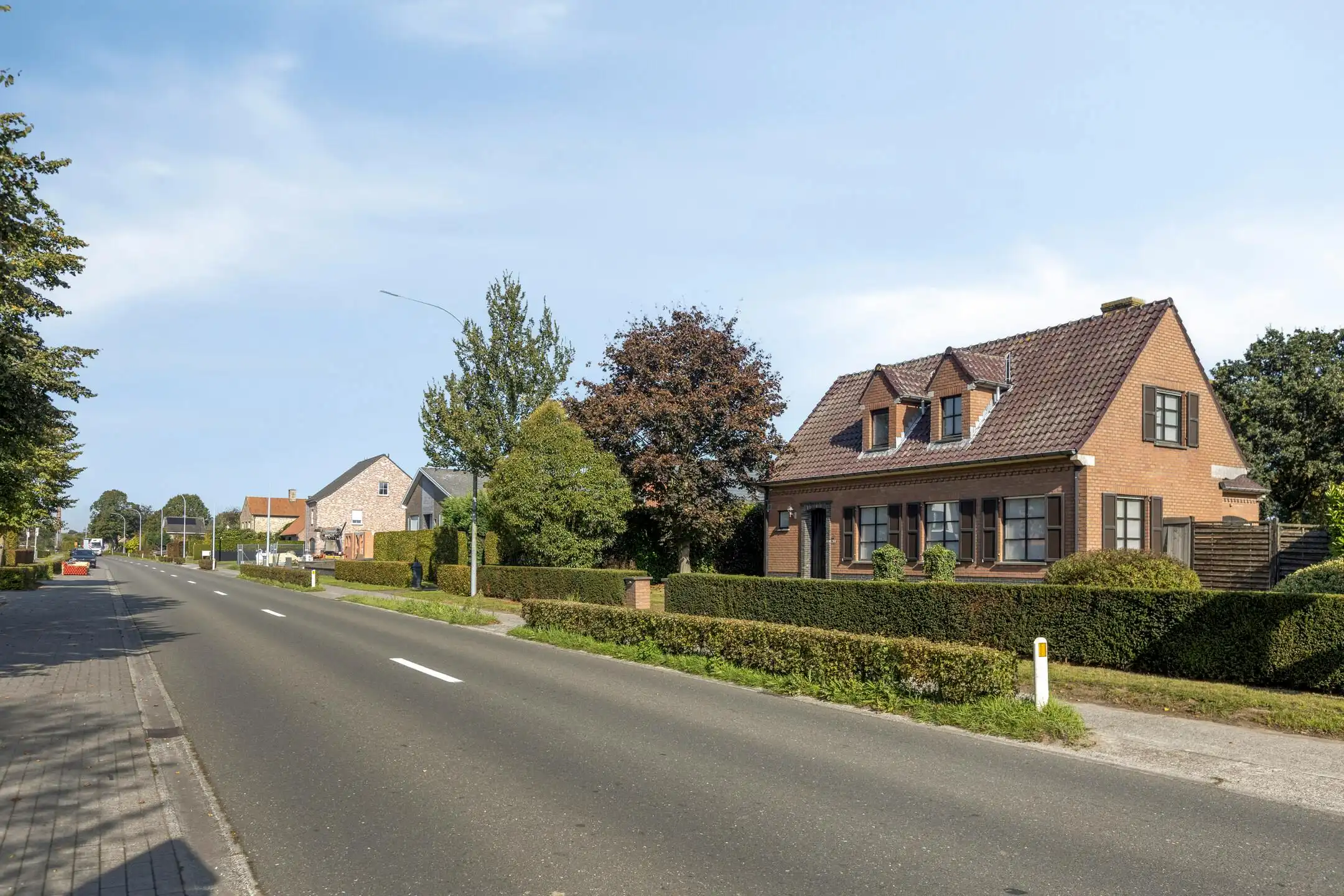 Ruime open bebouwing in Zomergem te koop foto 4