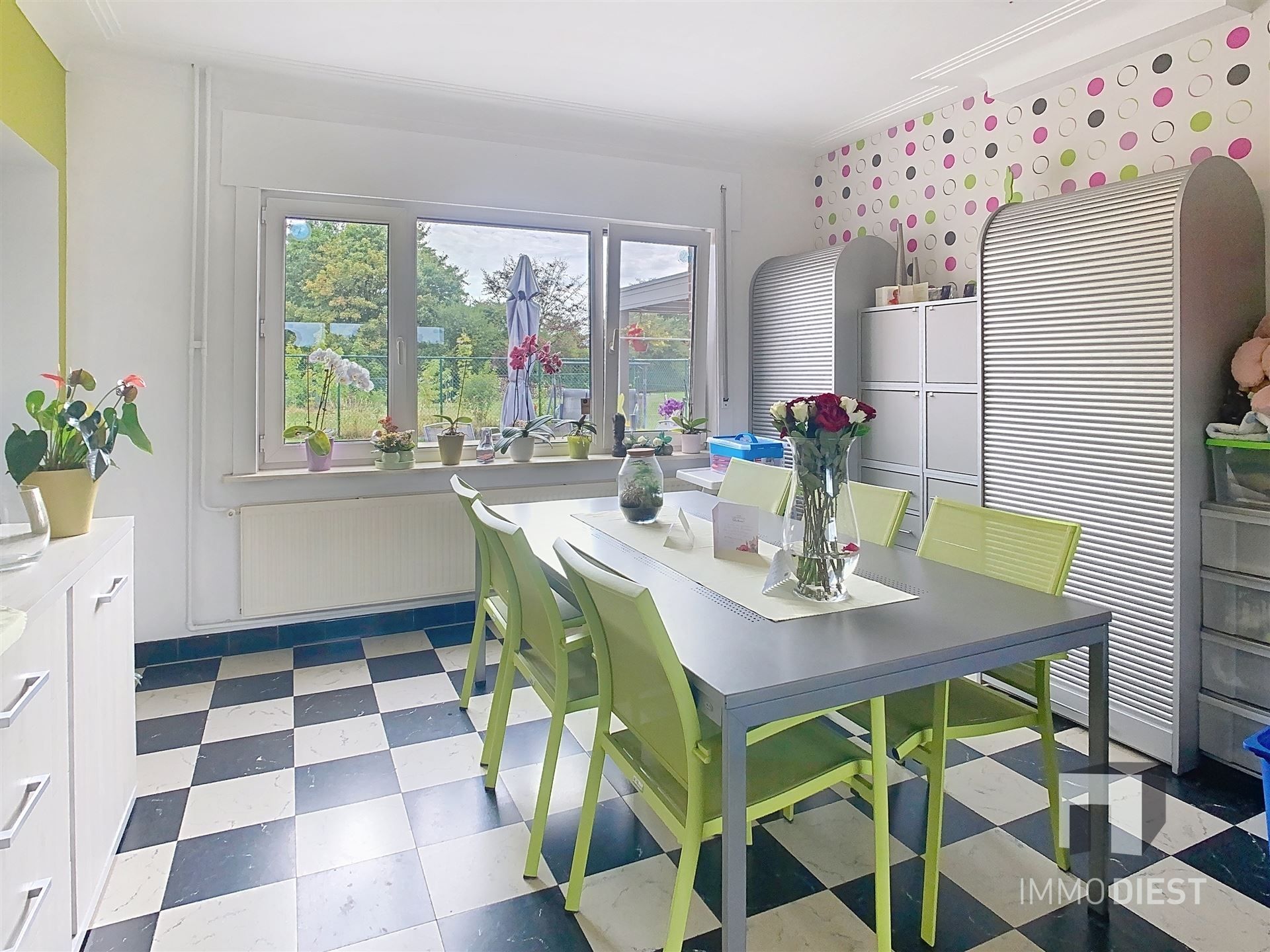Gerenoveerde woning met knappe ligging en 4 slaapkamers foto 10
