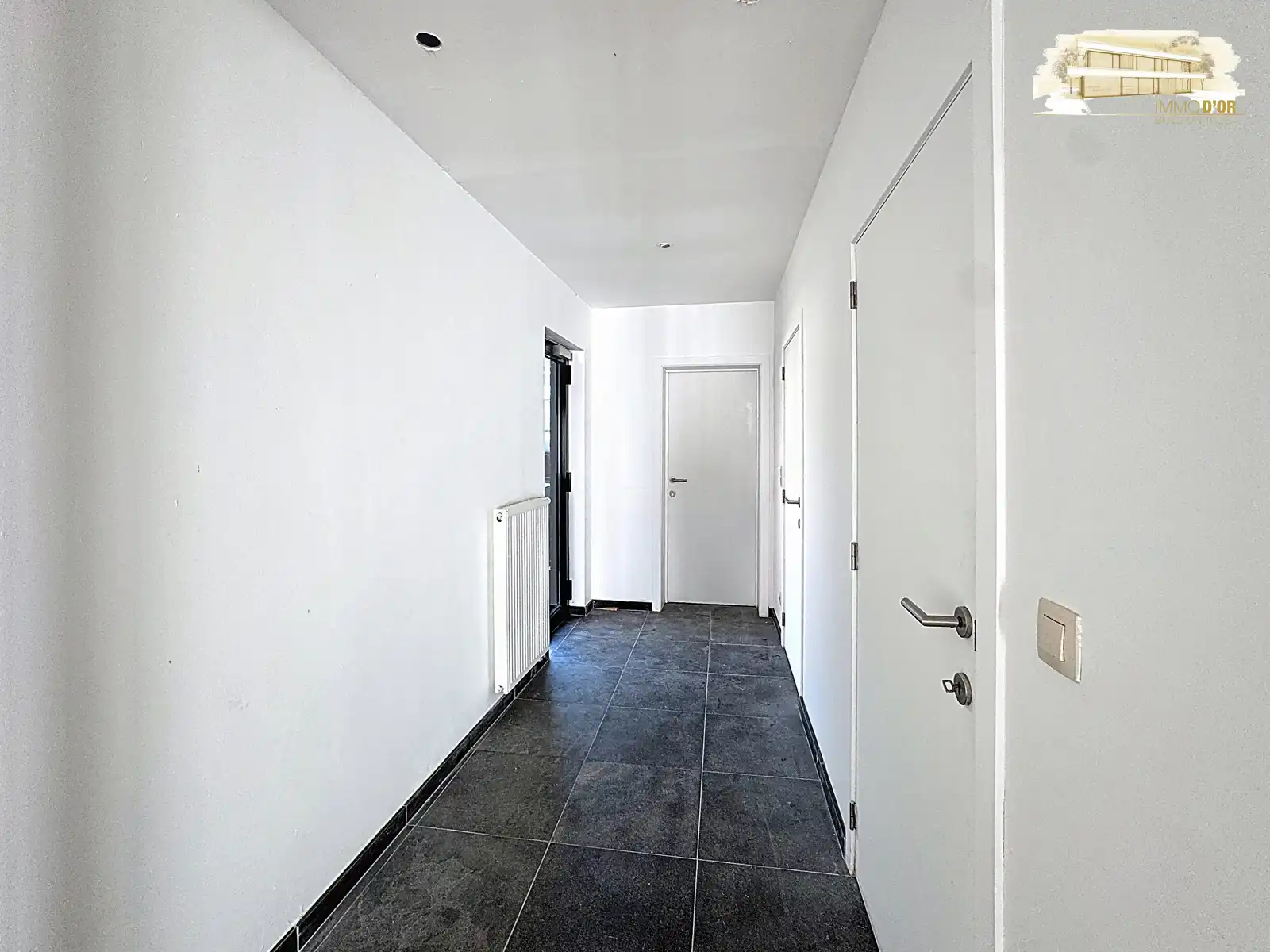 Gerenoveerd energiezuinig appartement met groot terras! foto 12