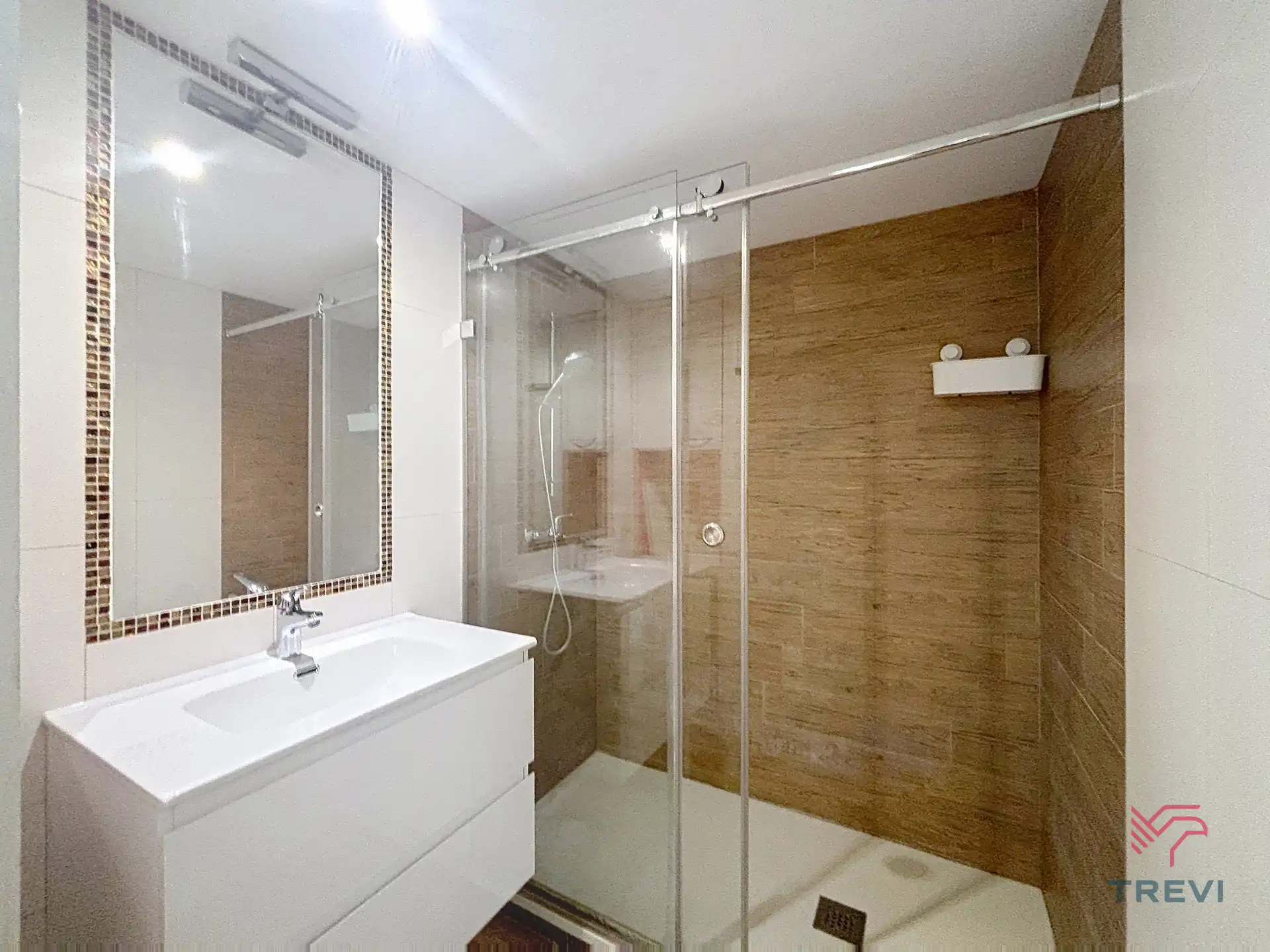 Appartement met 2 slaapkamers + terras foto 11