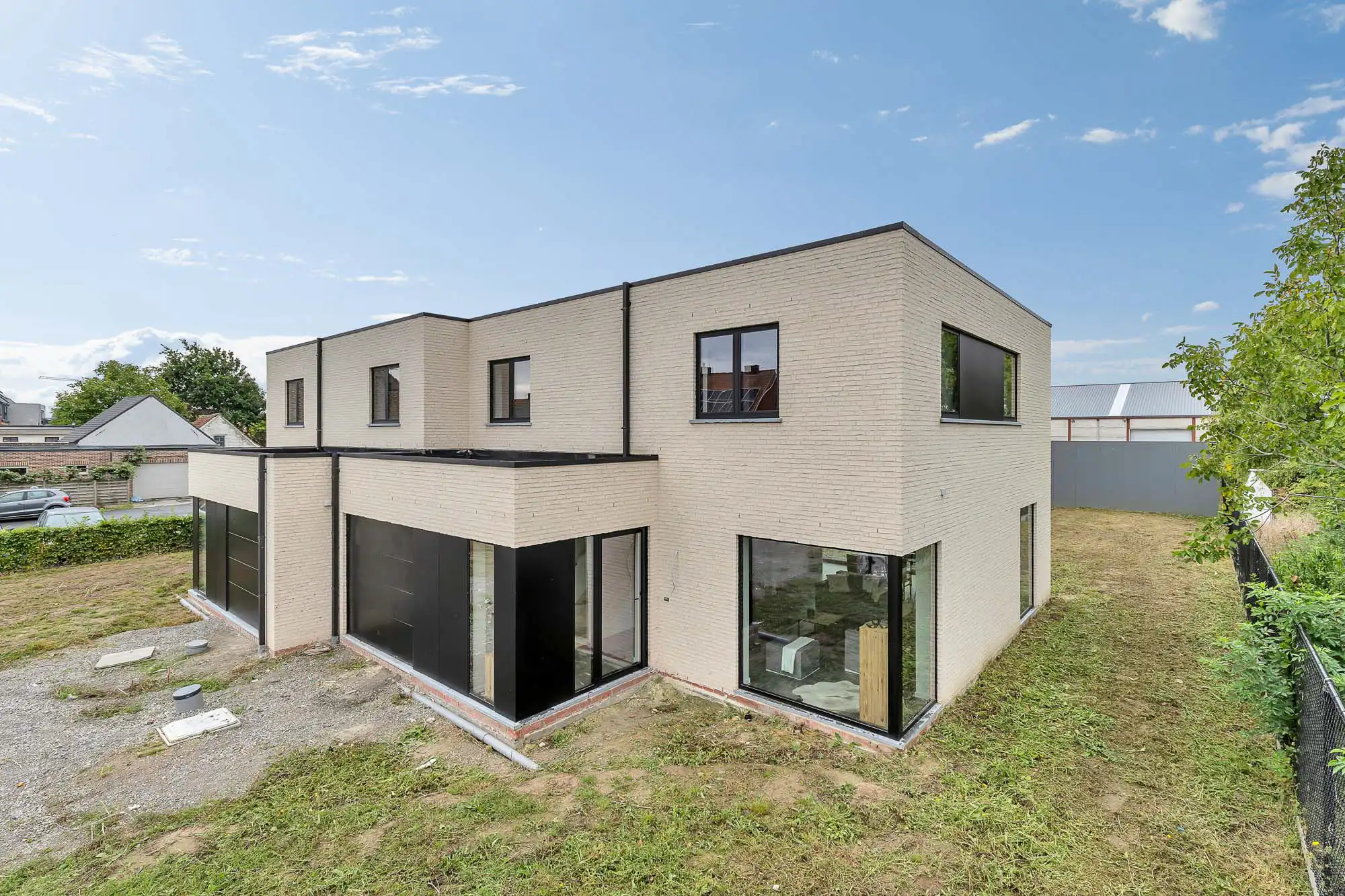 Moderne en energiezuinige woning te huur in Vinkt foto {{pictureIndex}}