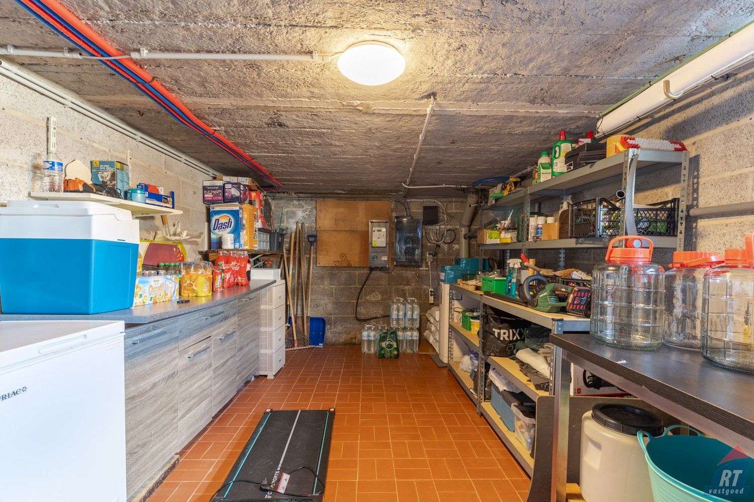 Grondig gerenoveerde open bebouwing op 10a11ca met garage en 5 slaapkamers foto 22