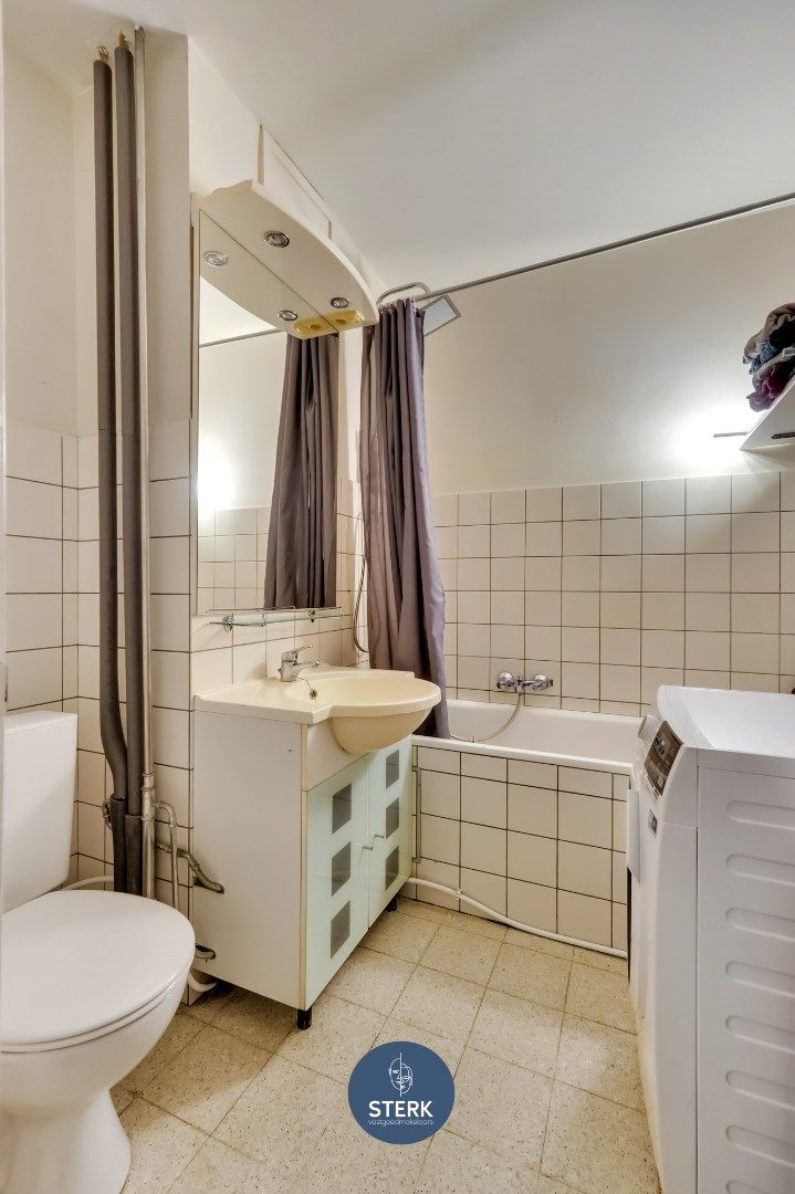 VERHUURD APPARTEMENT OP EEN CENTRALE LOCATIE TE LANAKEN !  foto 9