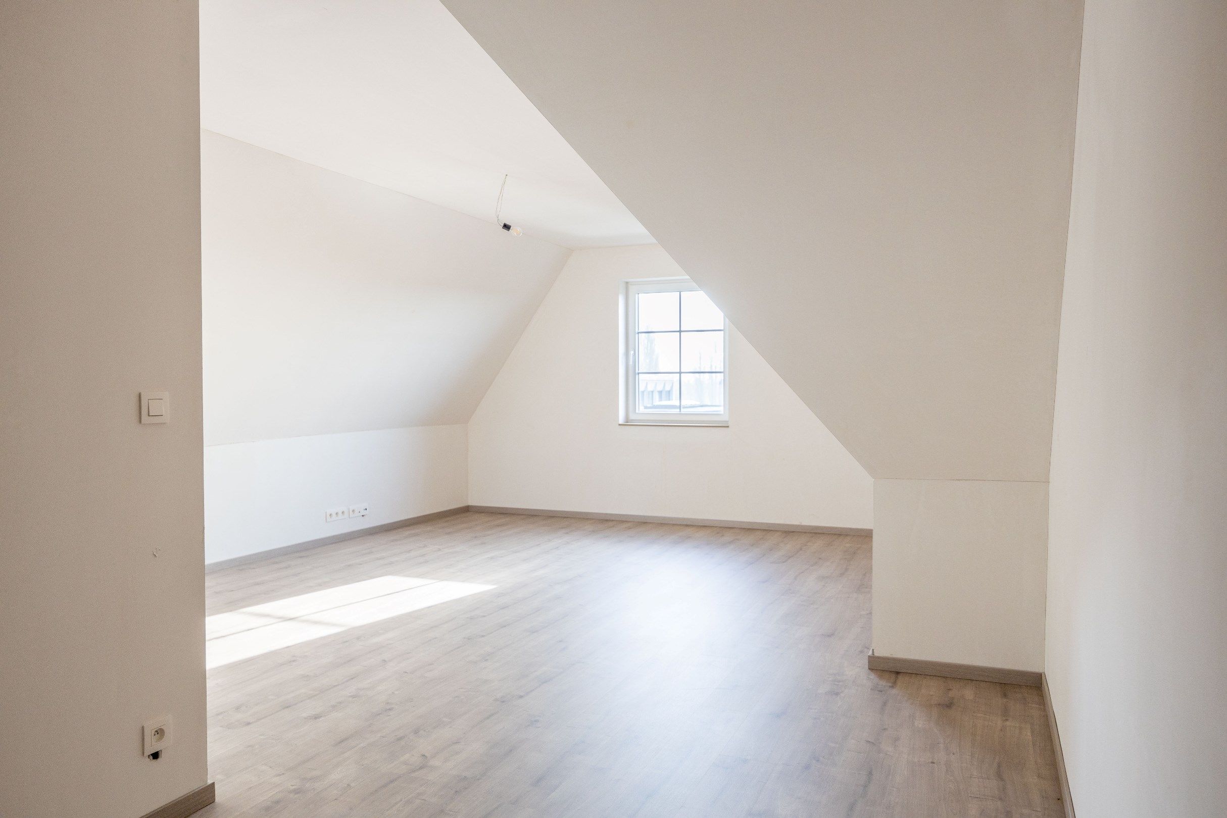 CHARMANTE NIEUWBOUWWONING foto 17