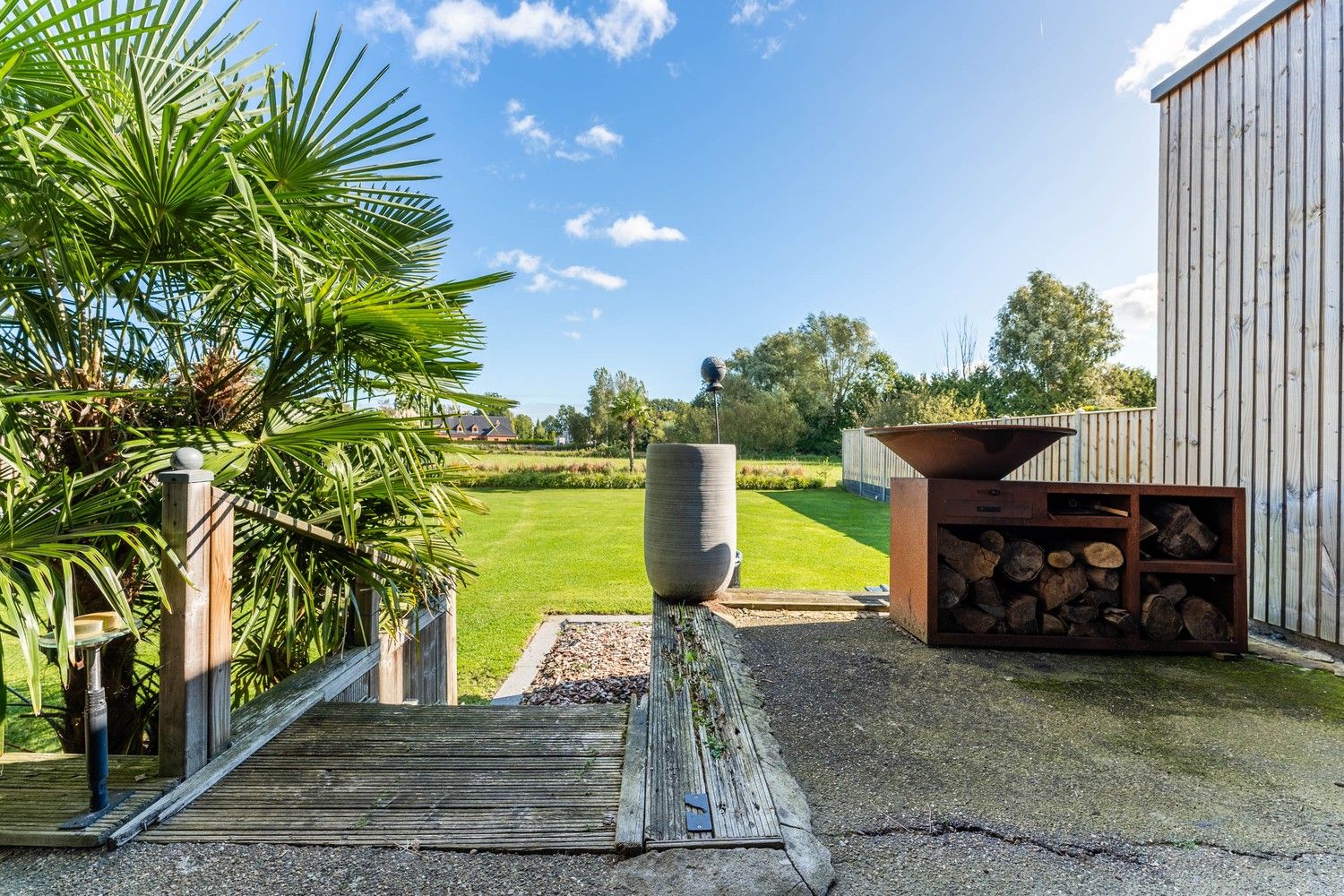 Mooi gerenoveerde 3 slk woning met een prachtig zicht op het groen! foto 35