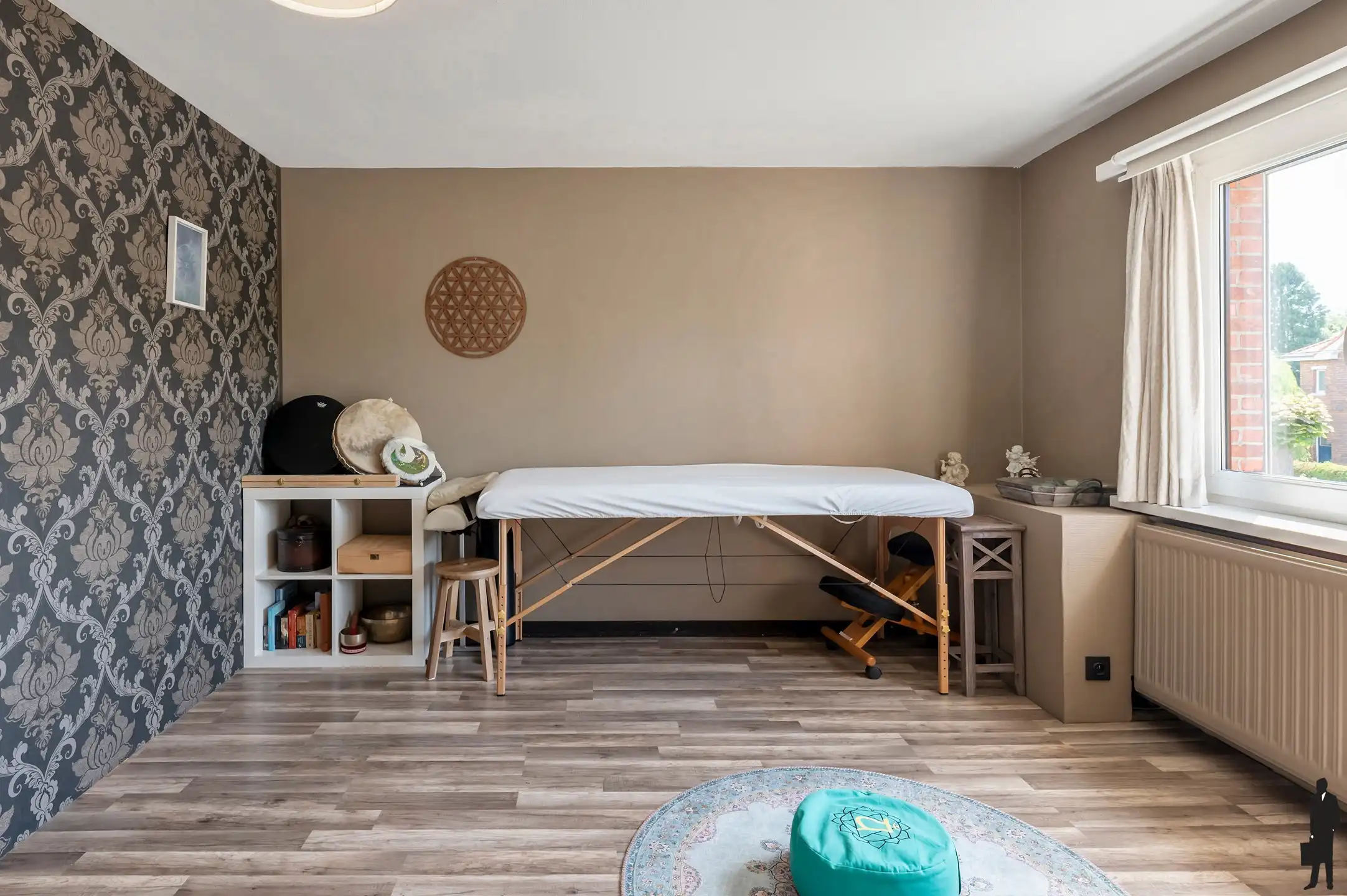 Charmante, zeer ruime, gerenoveerde ingenieursvilla in groen foto 13