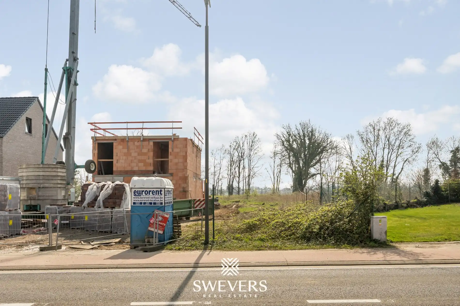Grote zuidgerichte bouwgrond van 62a98ca met tal van mogelijkheden foto 3