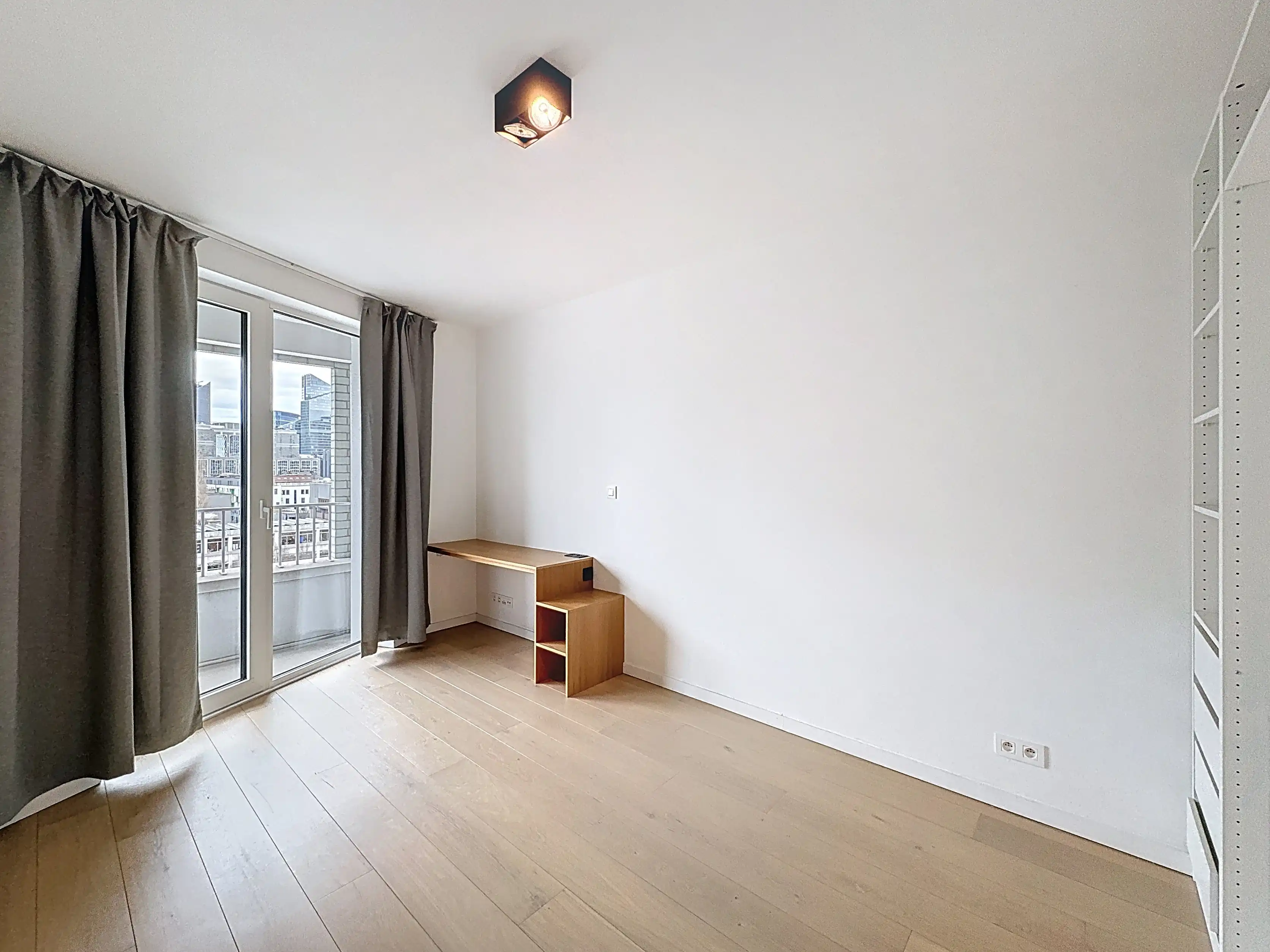 Recent 1-slpk appartement met kanaalzicht + parking, Brussel foto 5