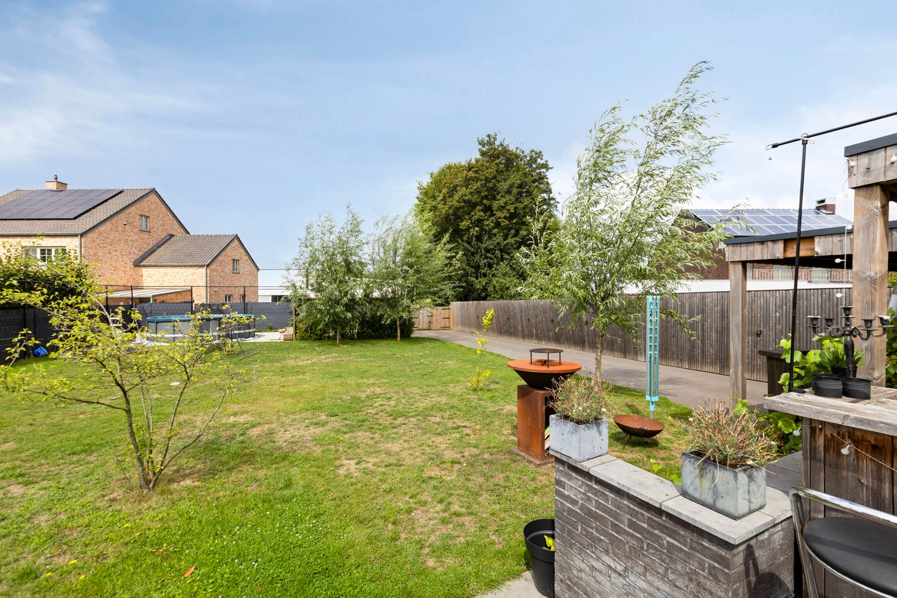 Moderne nieuwbouwwoning met 4 slaapkamers en gezellige tuin. foto 49