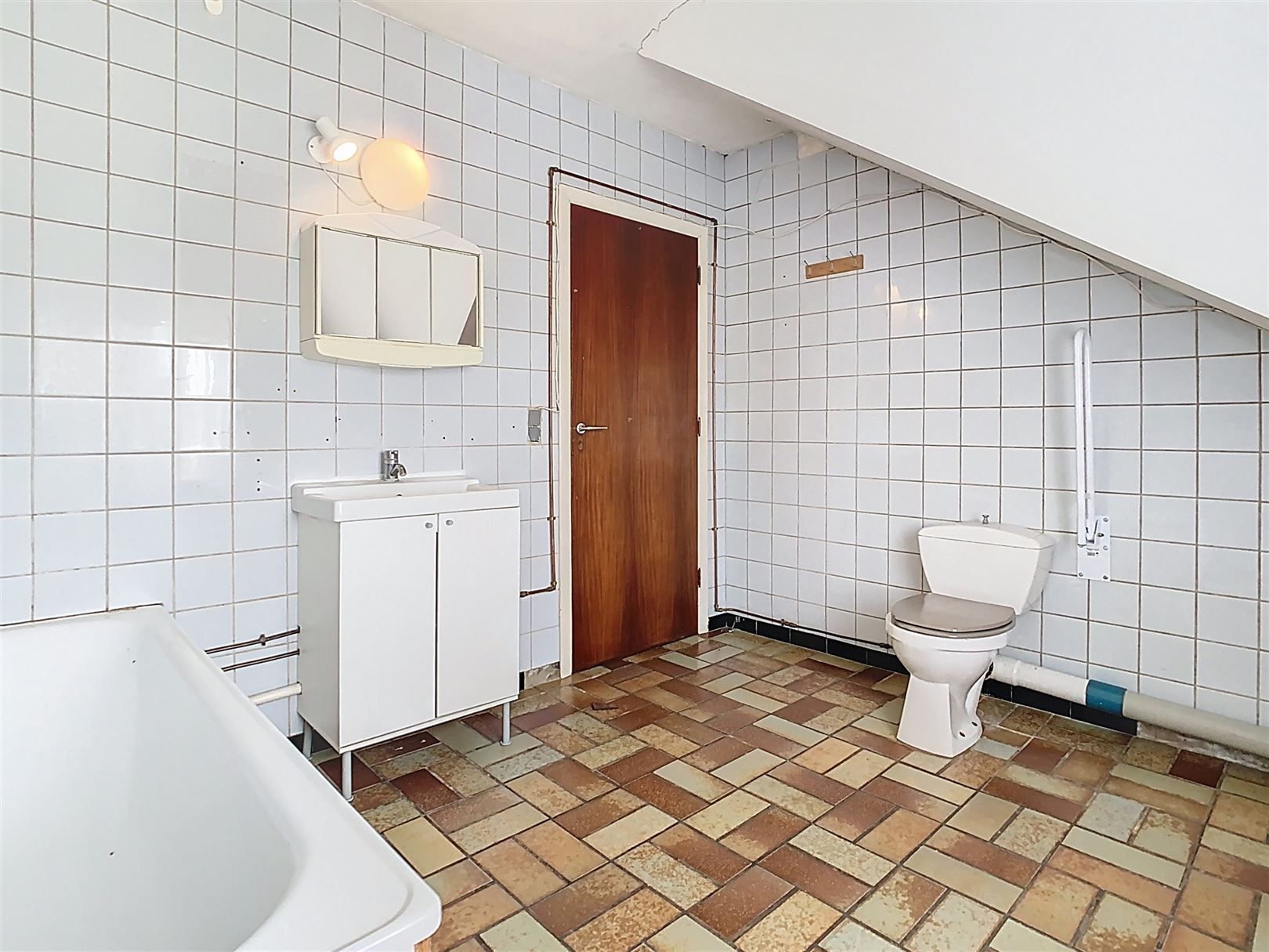 Ruime woning, 3 slpks (+ inrichtb zolder), tuin, 9a 53ca  foto 23