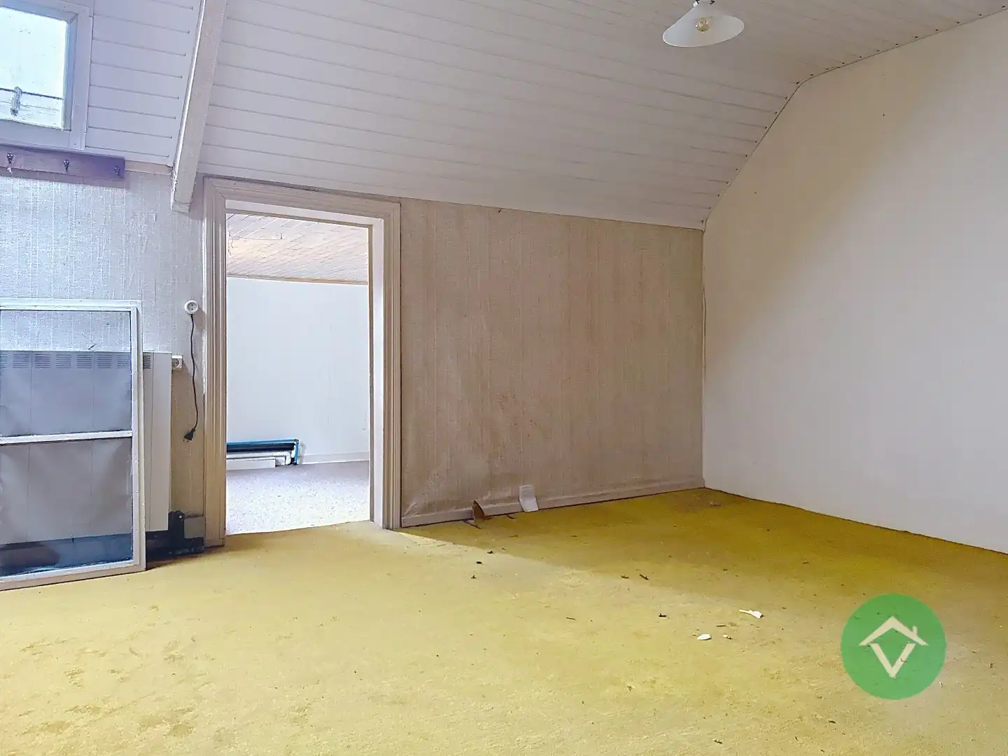 Woning met kleine loods te Gistel  foto 13