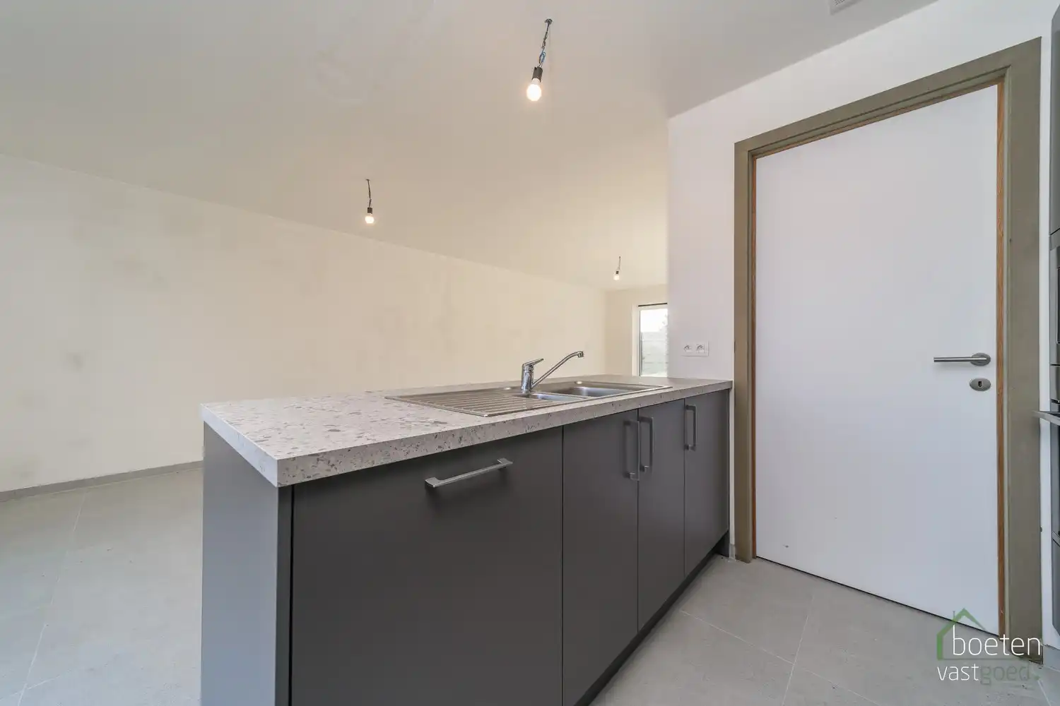 Roesbrugge: Betaalbare nieuwbouwwoningen met alle modern comfort, 3 slpks, garage en tuintje foto 10