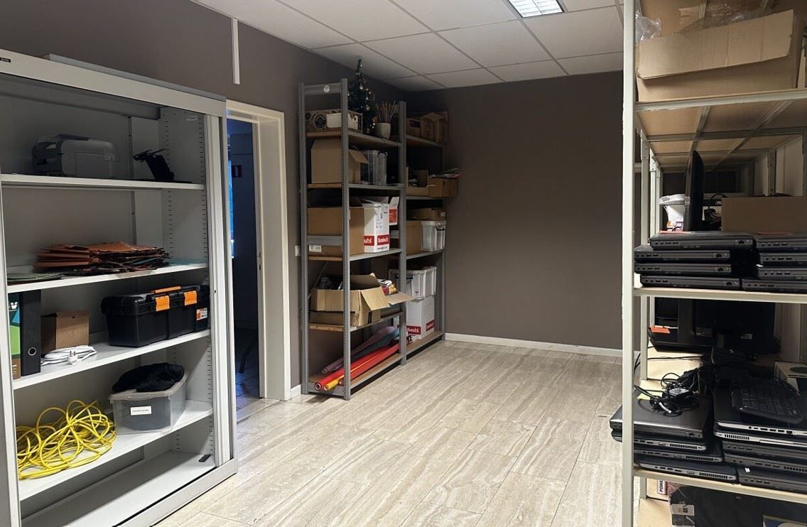 Moderne kantoren met parking te huur in Turnhout foto 12