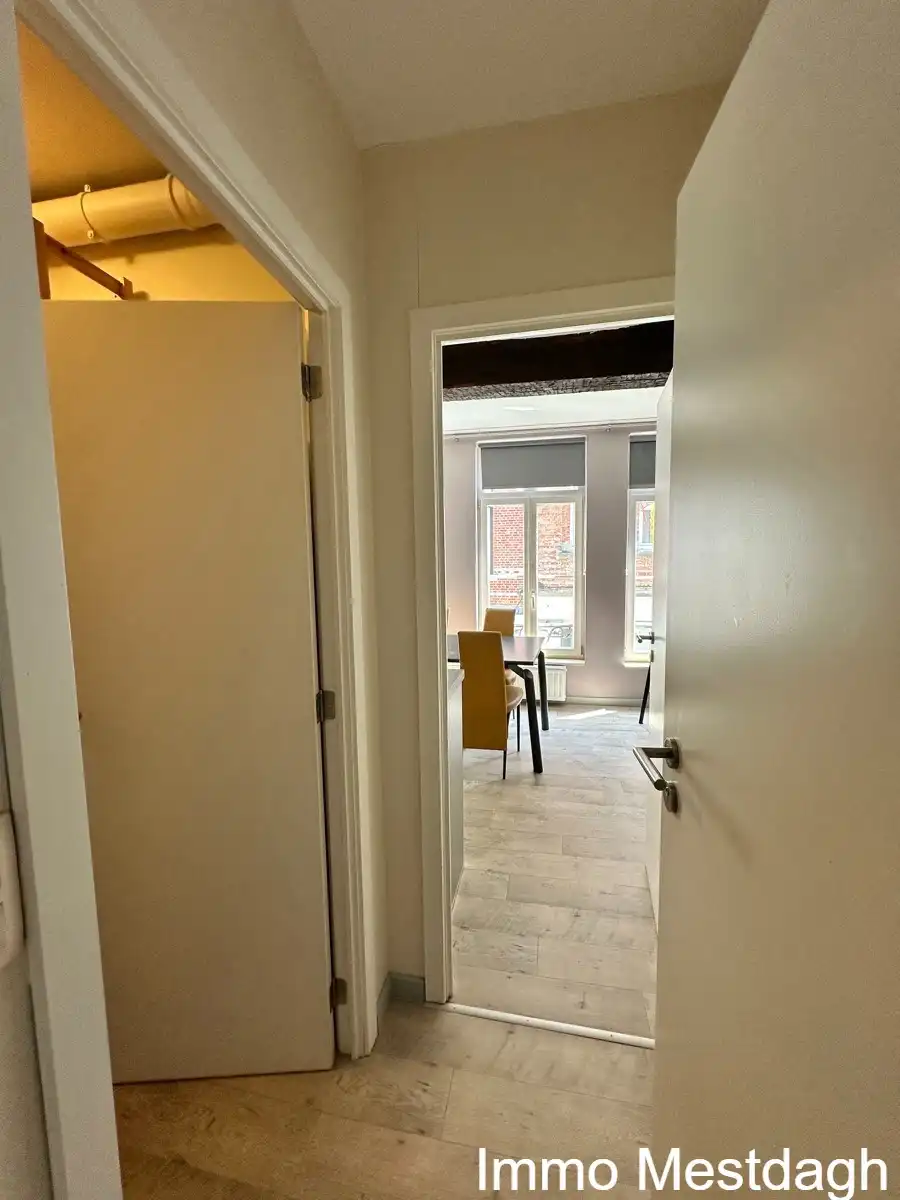 Te huur: Comfortabel & modern centrumappartement in Diest foto 4