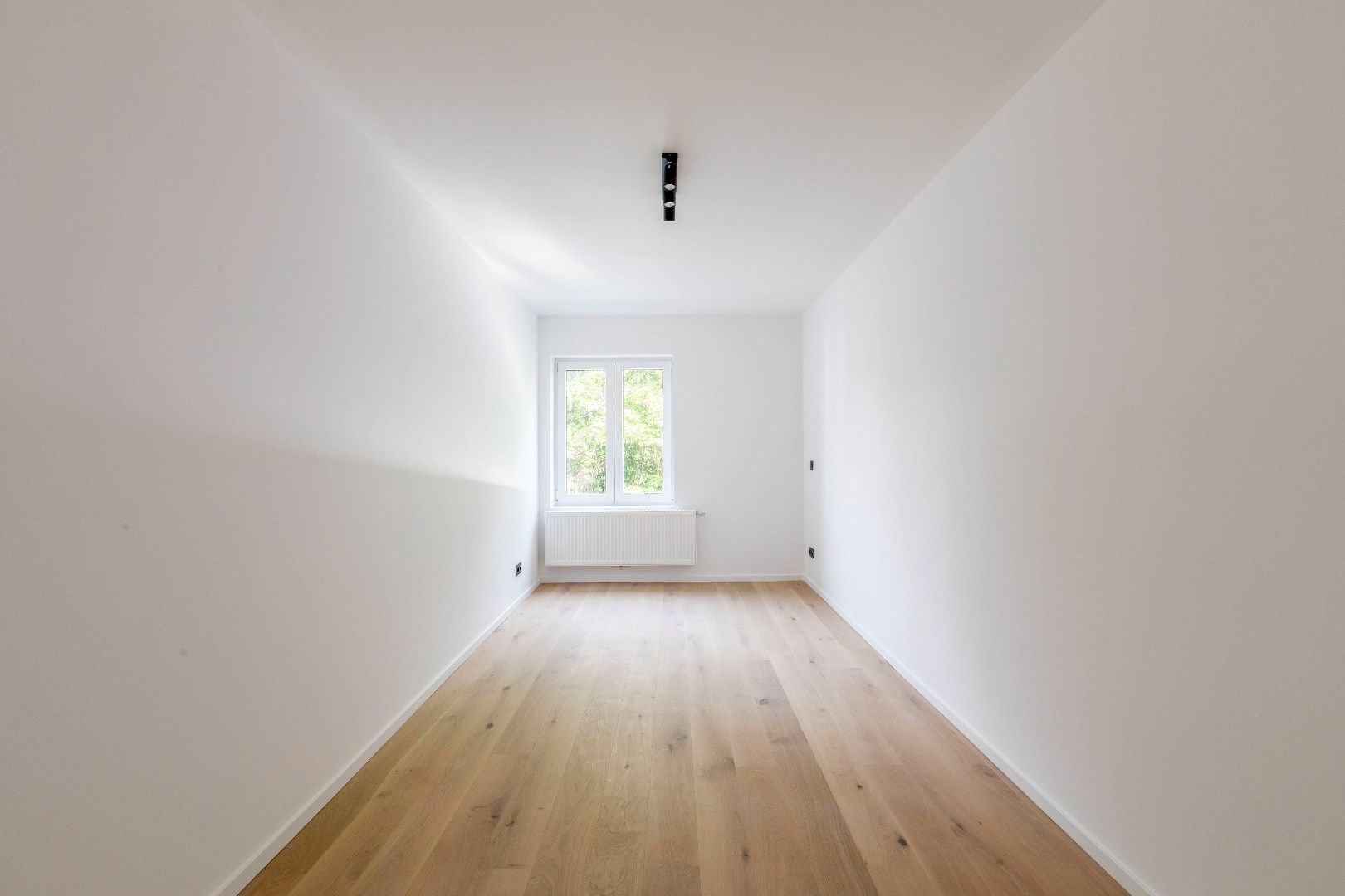 Prachtig gerenoveerd 3 slaapkamer appartement nabij Gent centrum foto 9