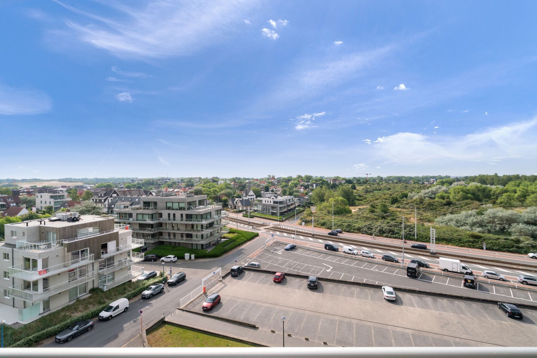 Prachtig vernieuwd appartement met schitterend zeezicht foto 18