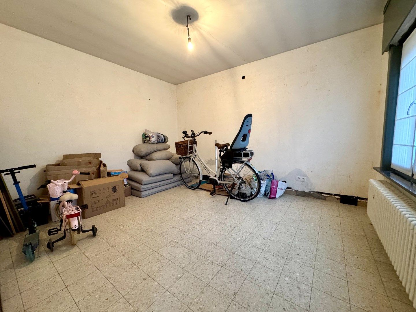 ALLEENSTAANDE WONING MET 4 SLPKS, TUIN EN GARAGE foto 20