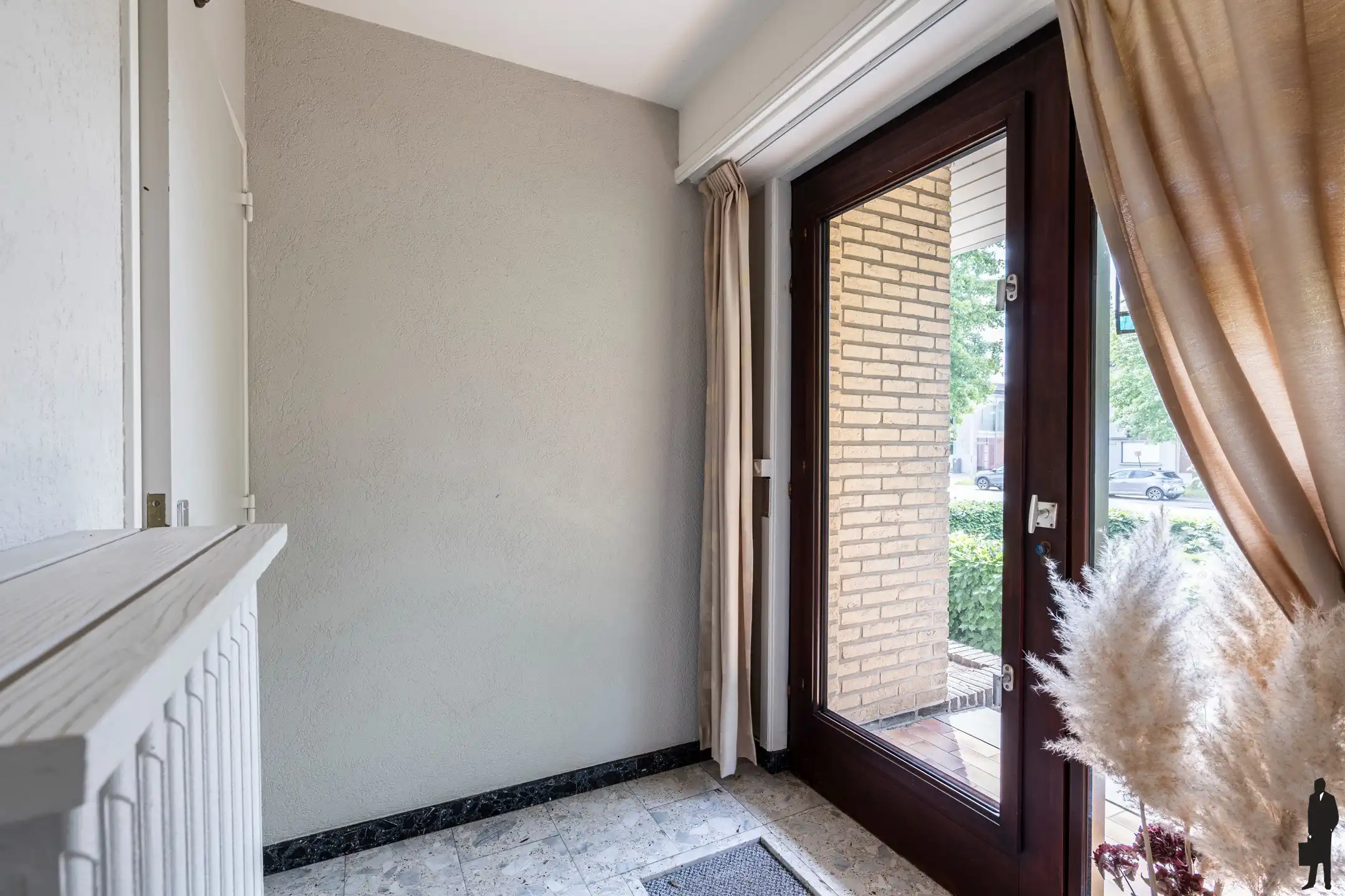 Karaktervolle jaren '70 split-levelvilla op ca. 2.236 m² foto 3