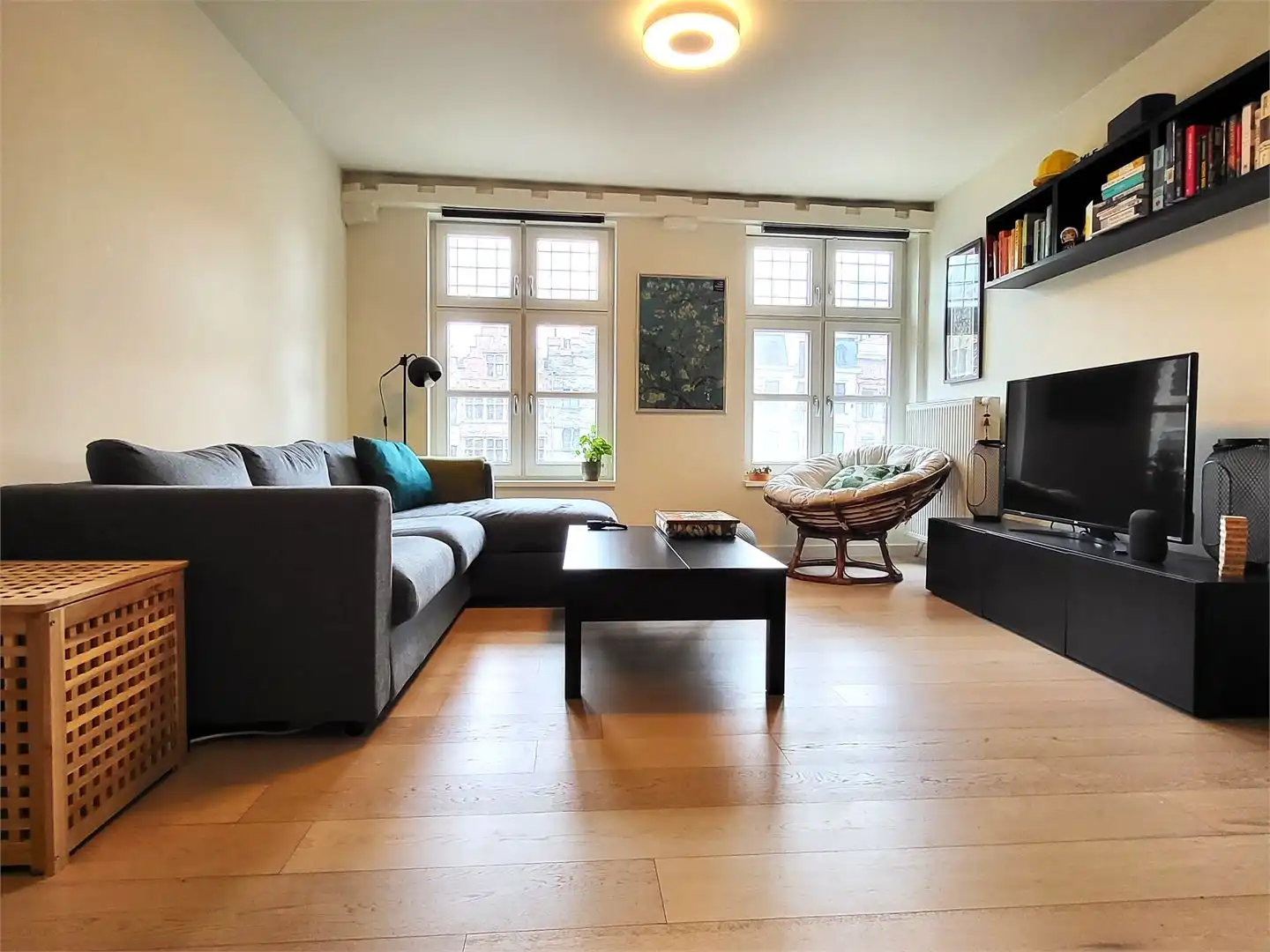 GERENOVEERD APPARTEMENT IN 2020 MET 1 SLAAPKAMER EN TERRAS, in het centrum van de Stad Gent. foto 6