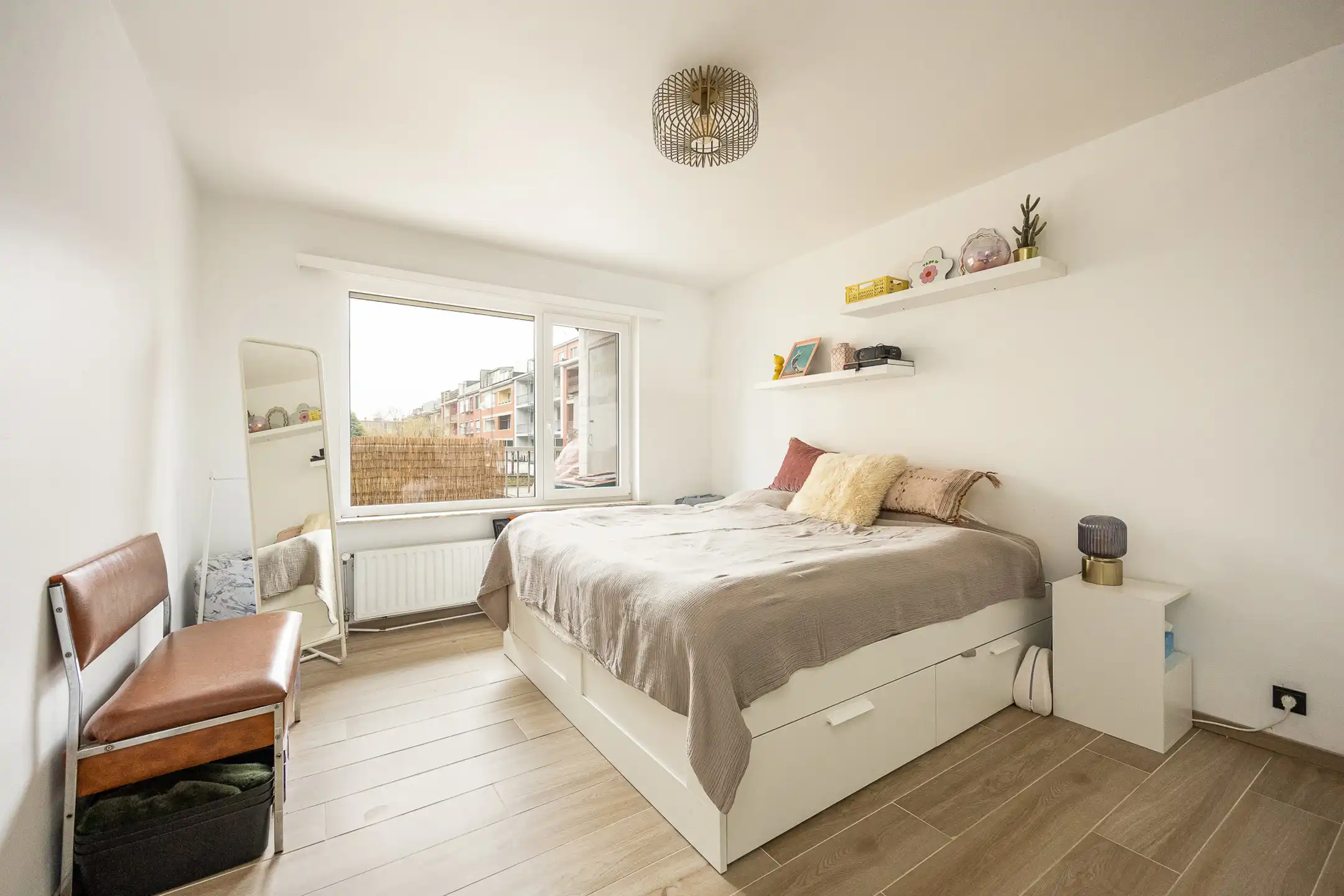 Gerenoveerd appartement nabij een groene omgeving foto 8