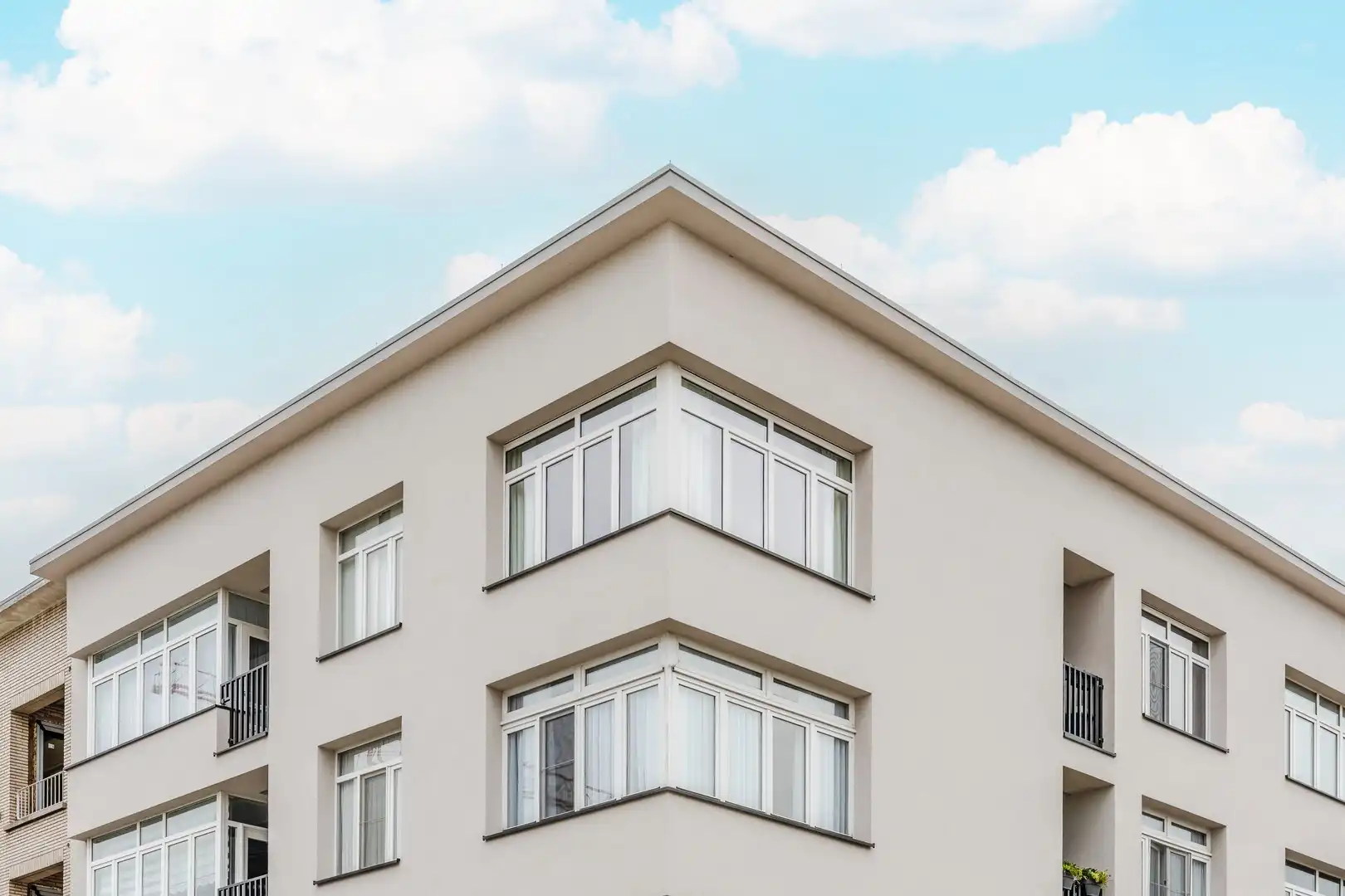 Goed gelegen appartement met 2 slaapkamers foto 15