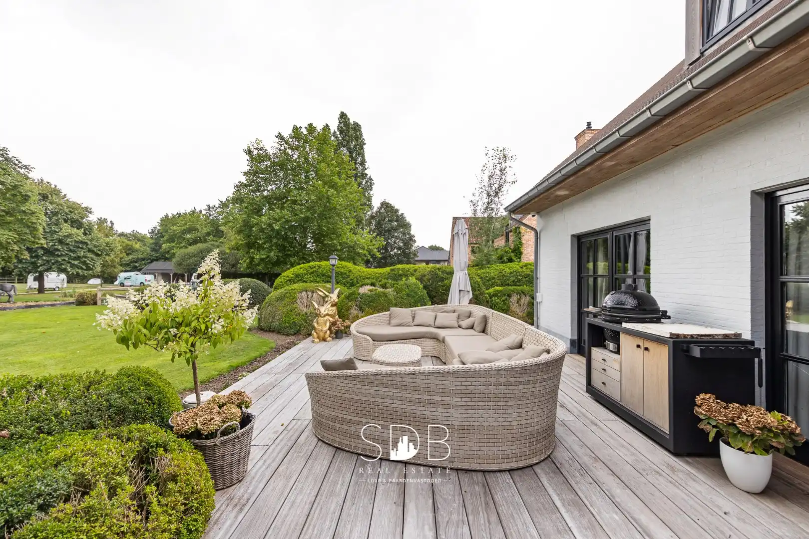 Prachtige landelijke villa met gezinstuin en graslanden op 32.558m² foto 38