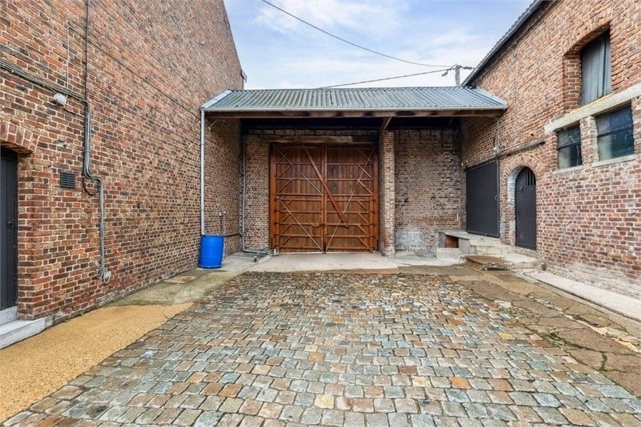 CHARMANTE HOEVE OP EEN PERCEEL VAN 14A IN HEERS foto 3