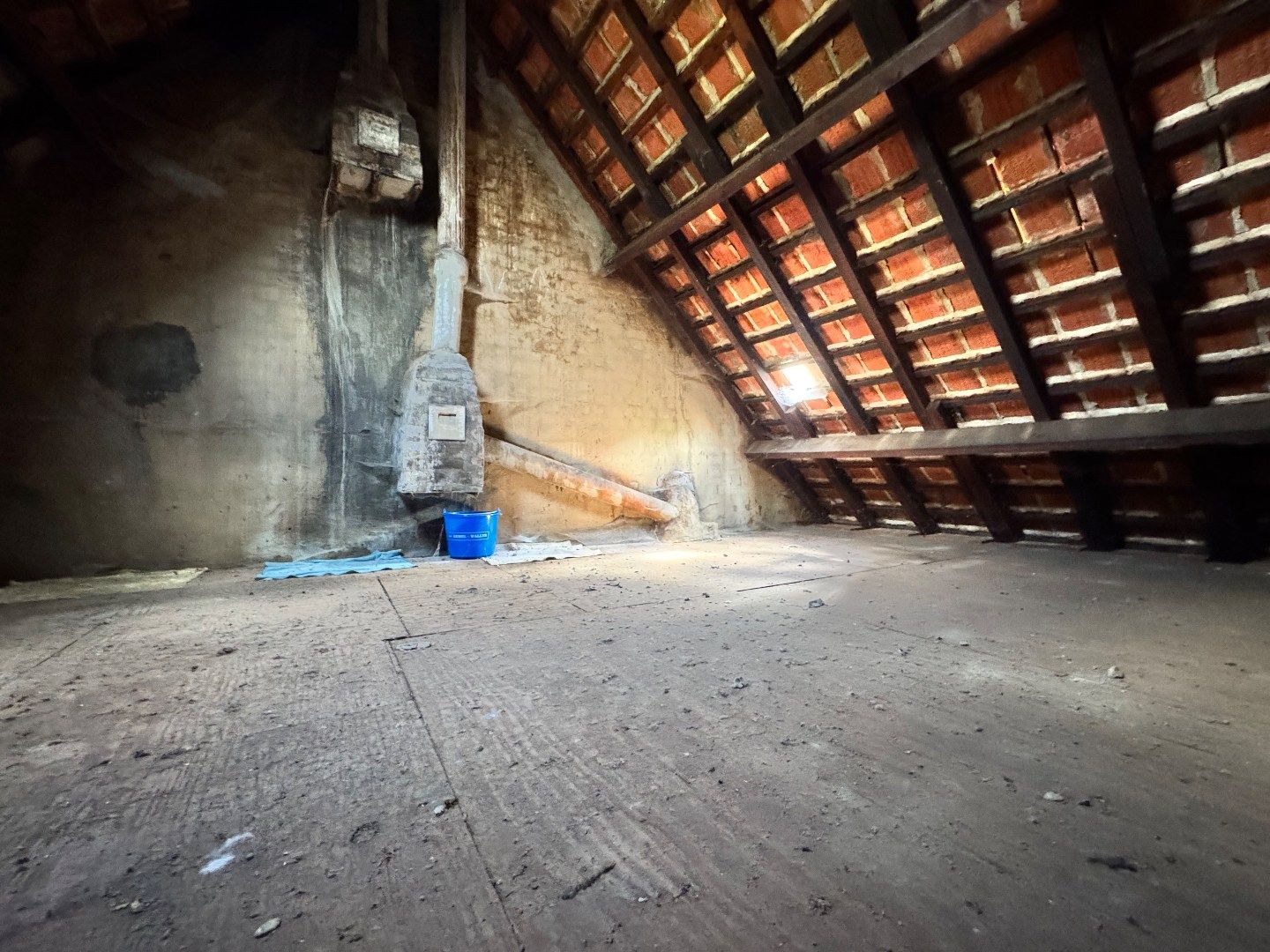 Woning met 3 slaapkamers tuin en garage te Gistel foto 16