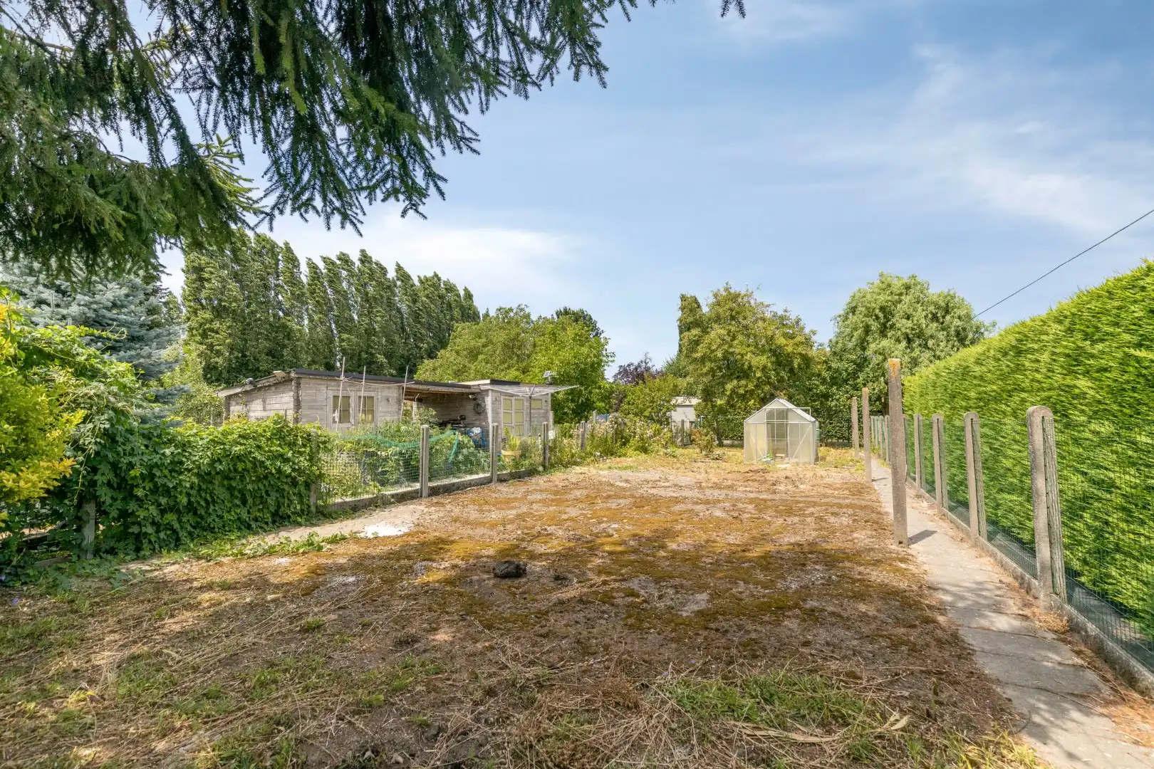 Te renoveren woning met garageweg achteraan! foto 12