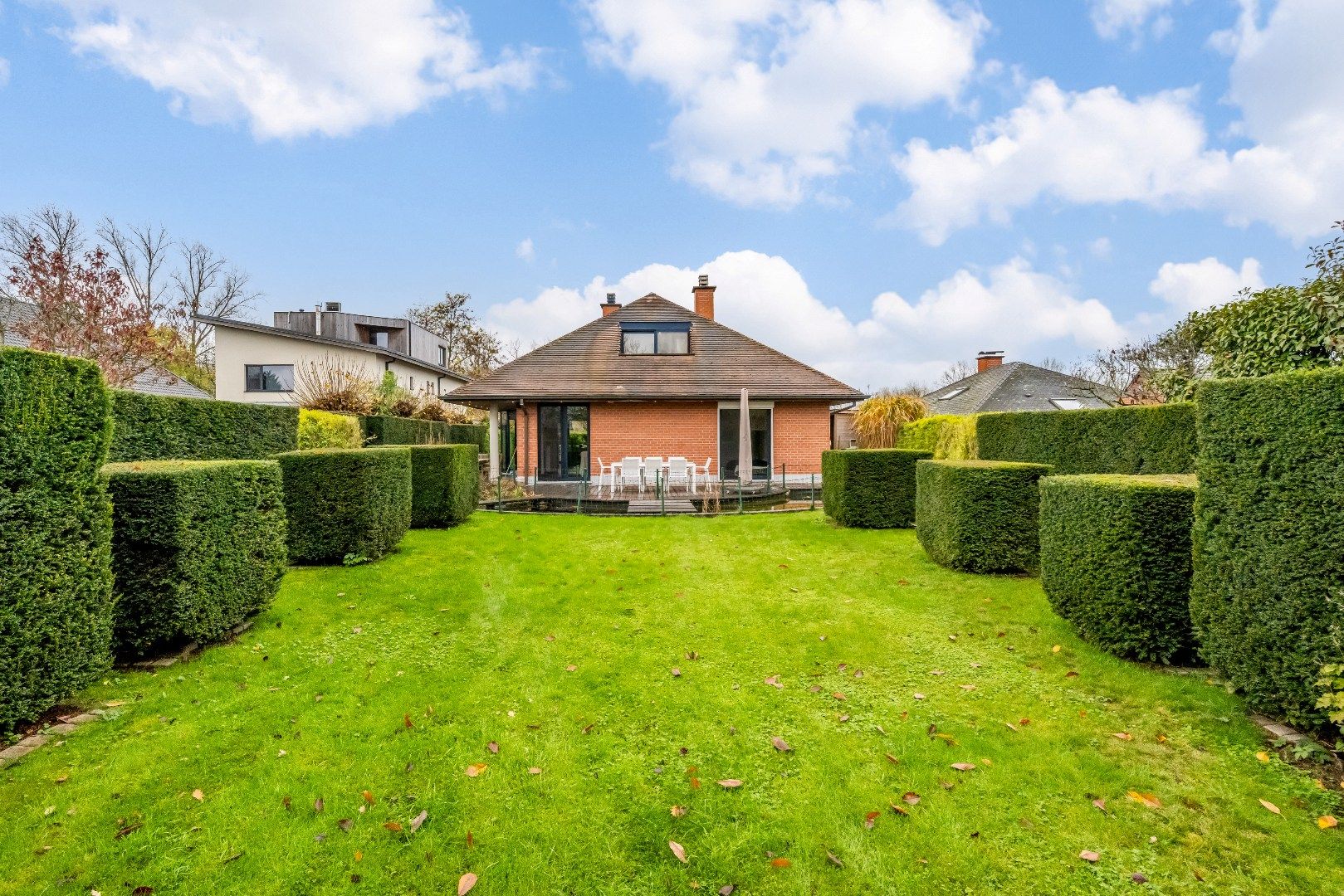 Villa met 115m² ondernemingsruimte! foto 23